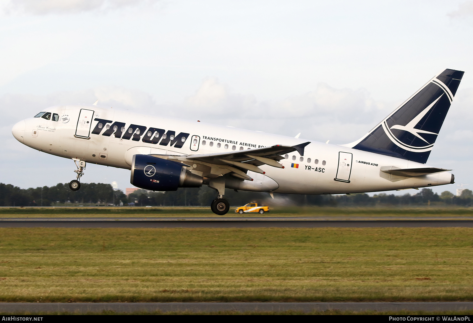 Aircraft Photo of YR-ASC | Airbus A318-111 | TAROM - Transporturile Aeriene Române | AirHistory.net #538116