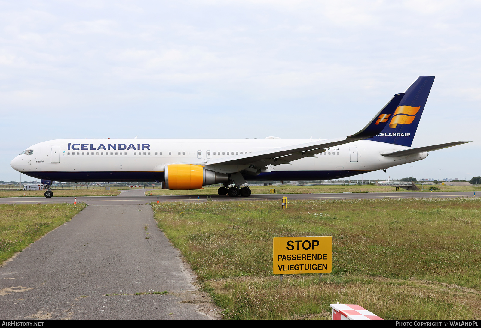 Aircraft Photo of TF-ISO | Boeing 767-319/ER | Icelandair | AirHistory.net #538152