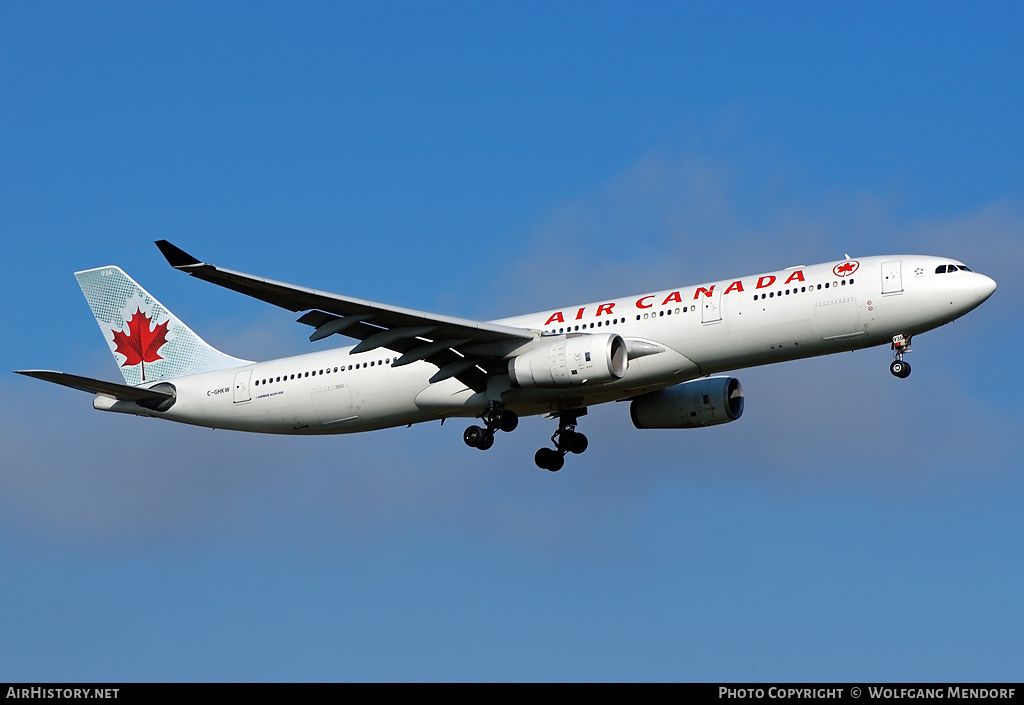 Aircraft Photo of C-GHKW | Airbus A330-343 | Air Canada | AirHistory.net #538185