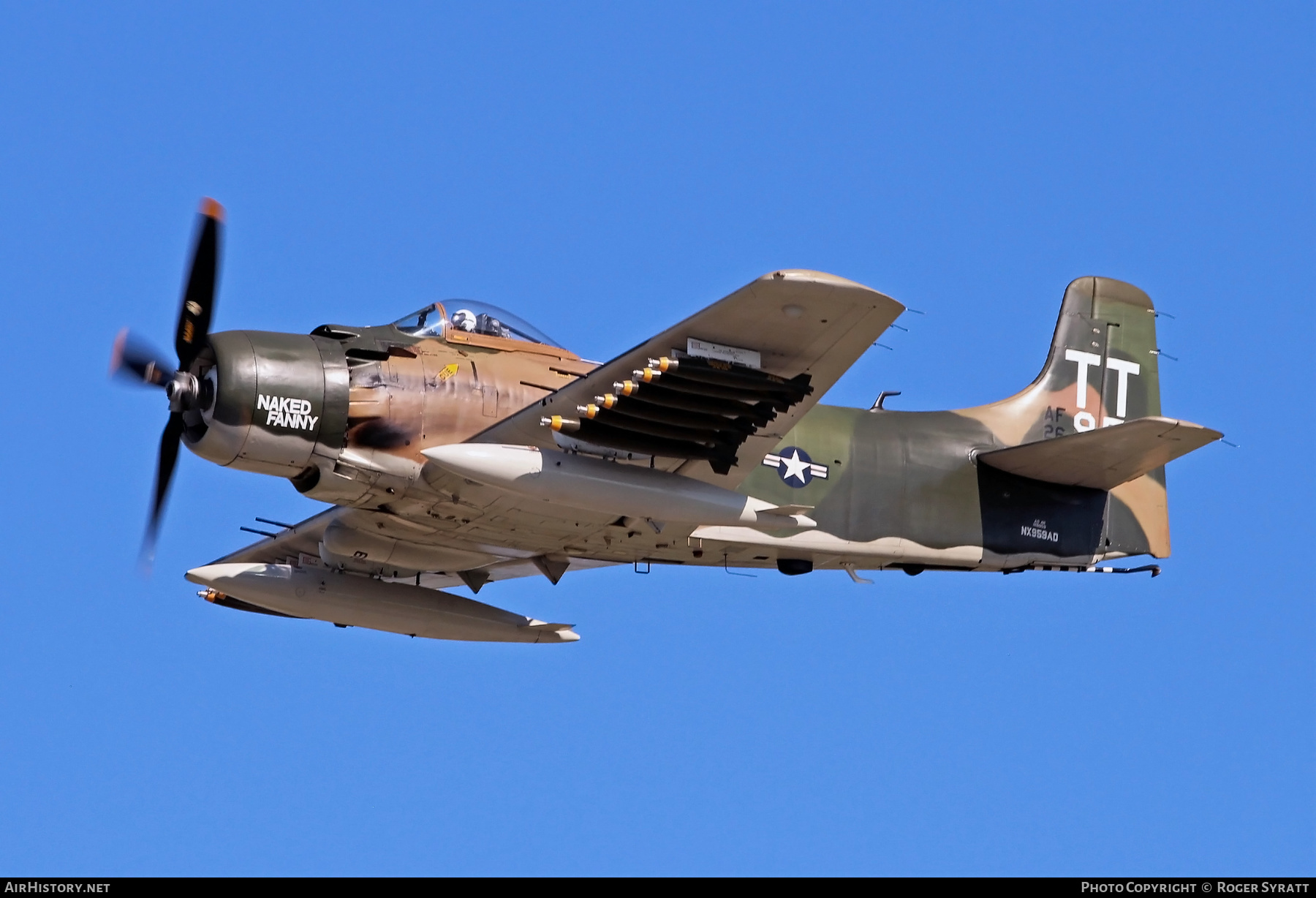 Aircraft Photo of N959AD / NX959AD / AF26959 | Douglas A-1D Skyraider | USA - Air Force | AirHistory.net #538236