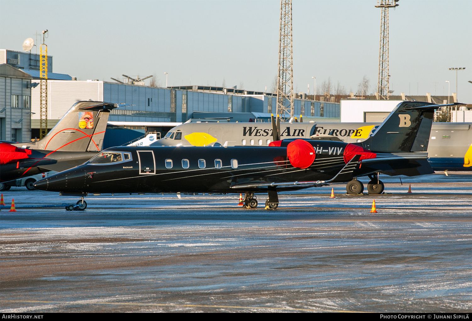 Aircraft Photo of OH-VIV | Learjet 60 | AirHistory.net #538274
