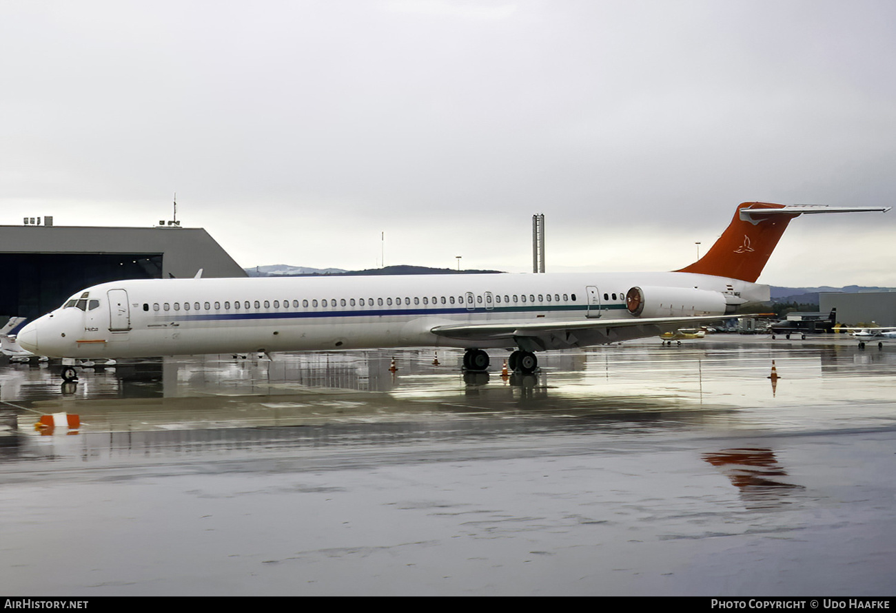 Aircraft Photo of OE-LMH | McDonnell Douglas MD-83 (DC-9-83) | MAP Executive Flight Service | AirHistory.net #538275