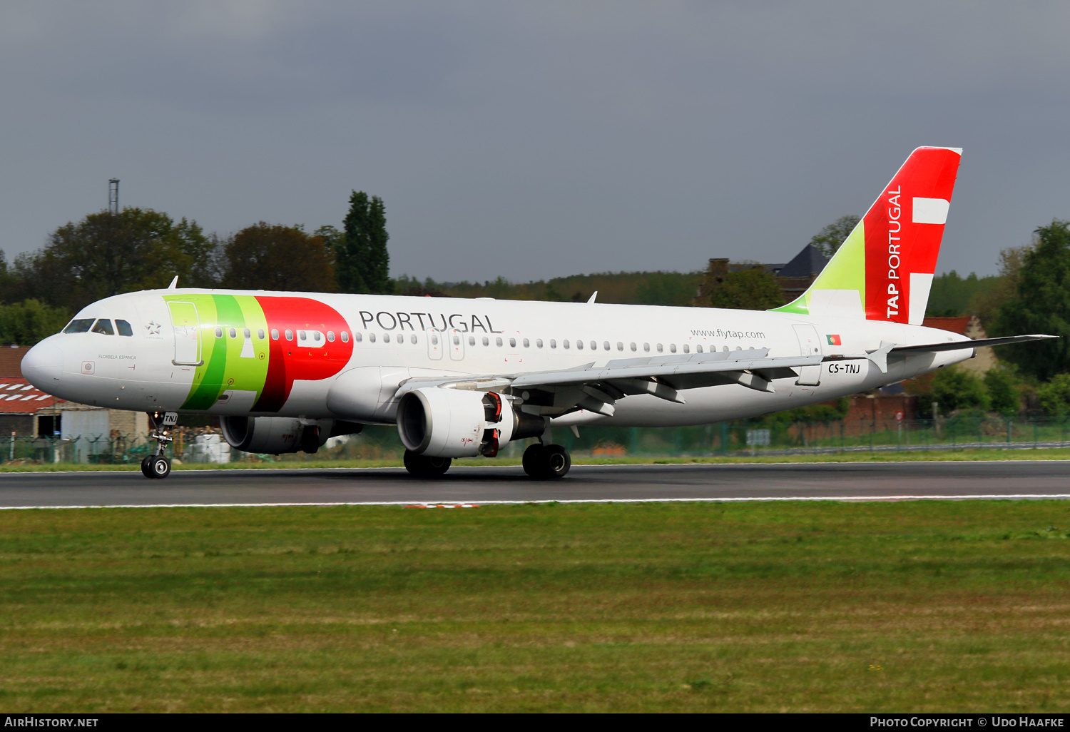 Aircraft Photo of CS-TNJ | Airbus A320-214 | TAP Portugal | AirHistory.net #538291