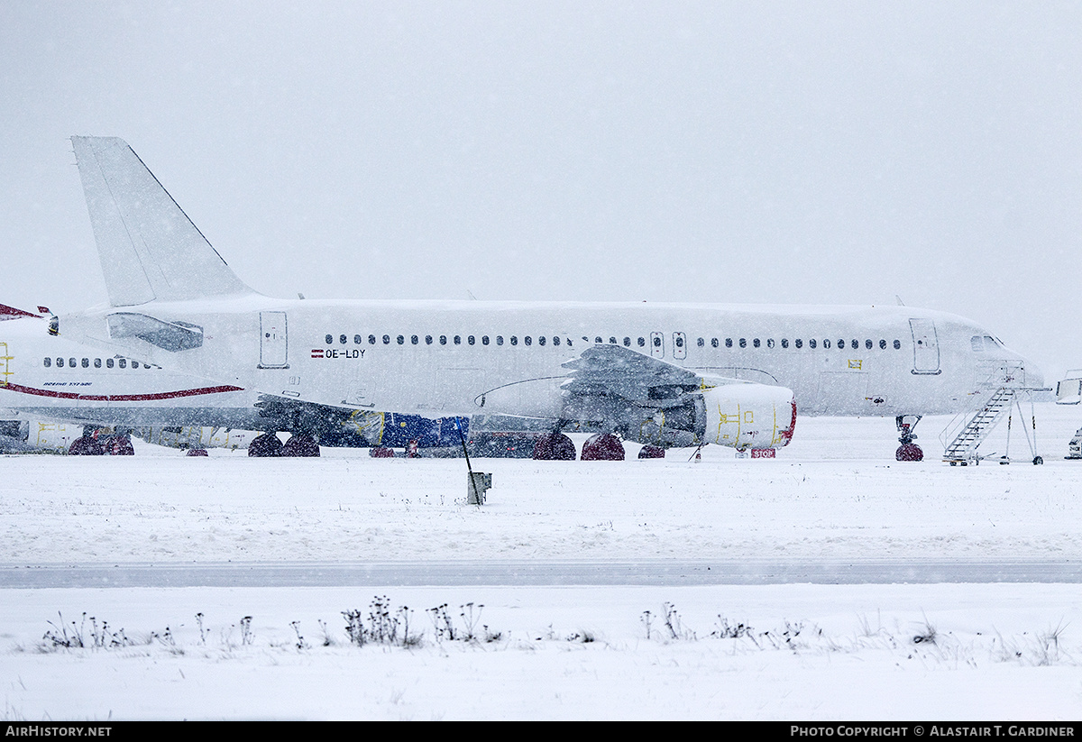 Aircraft Photo of OE-LDY | Airbus A320-214 | AirHistory.net #538470