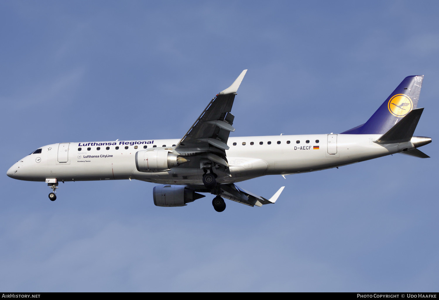 Aircraft Photo of D-AECF | Embraer 190LR (ERJ-190-100LR) | Lufthansa Regional | AirHistory.net #538471