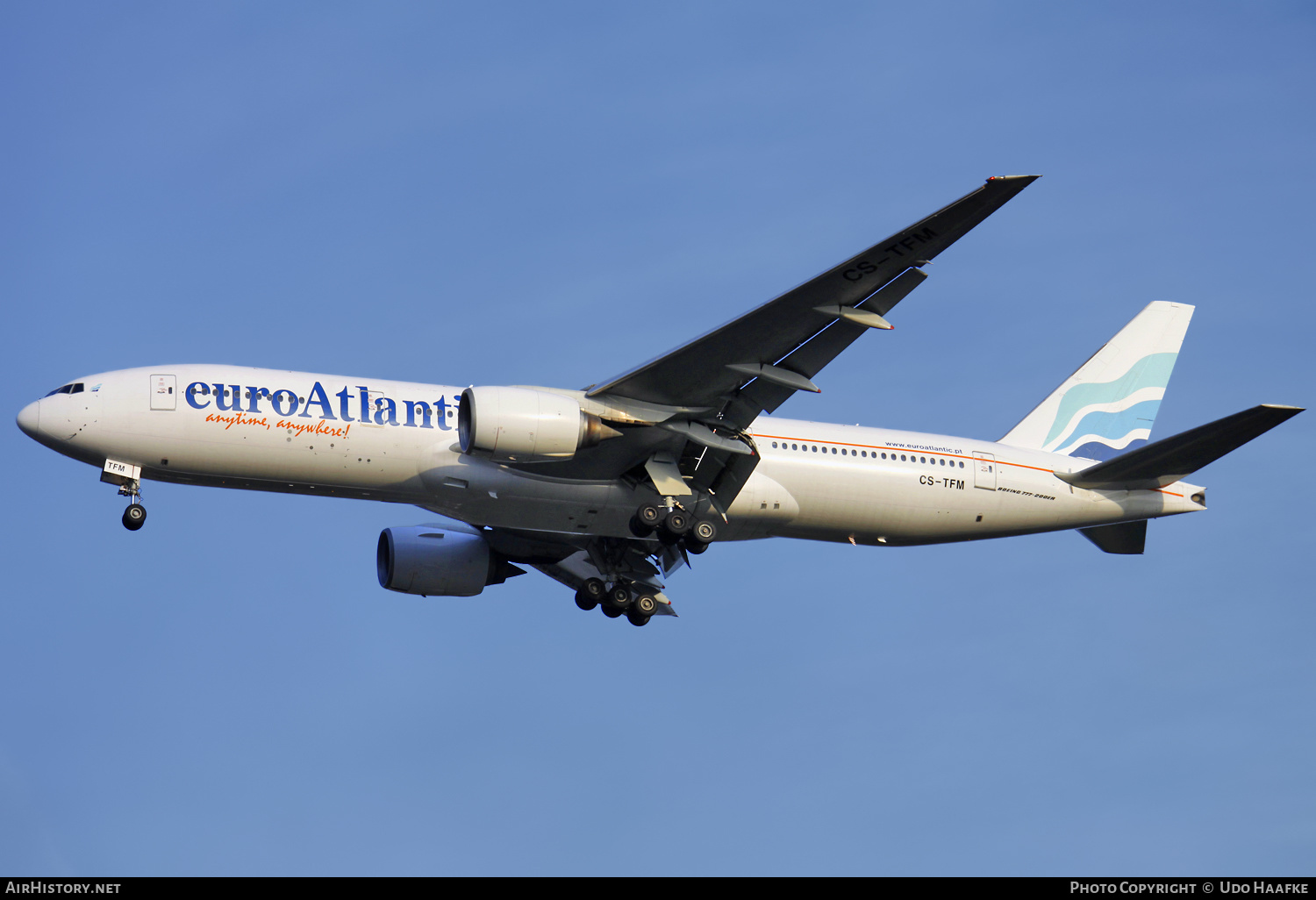 Aircraft Photo of CS-TFM | Boeing 777-212/ER | Euro Atlantic Airways | AirHistory.net #538492