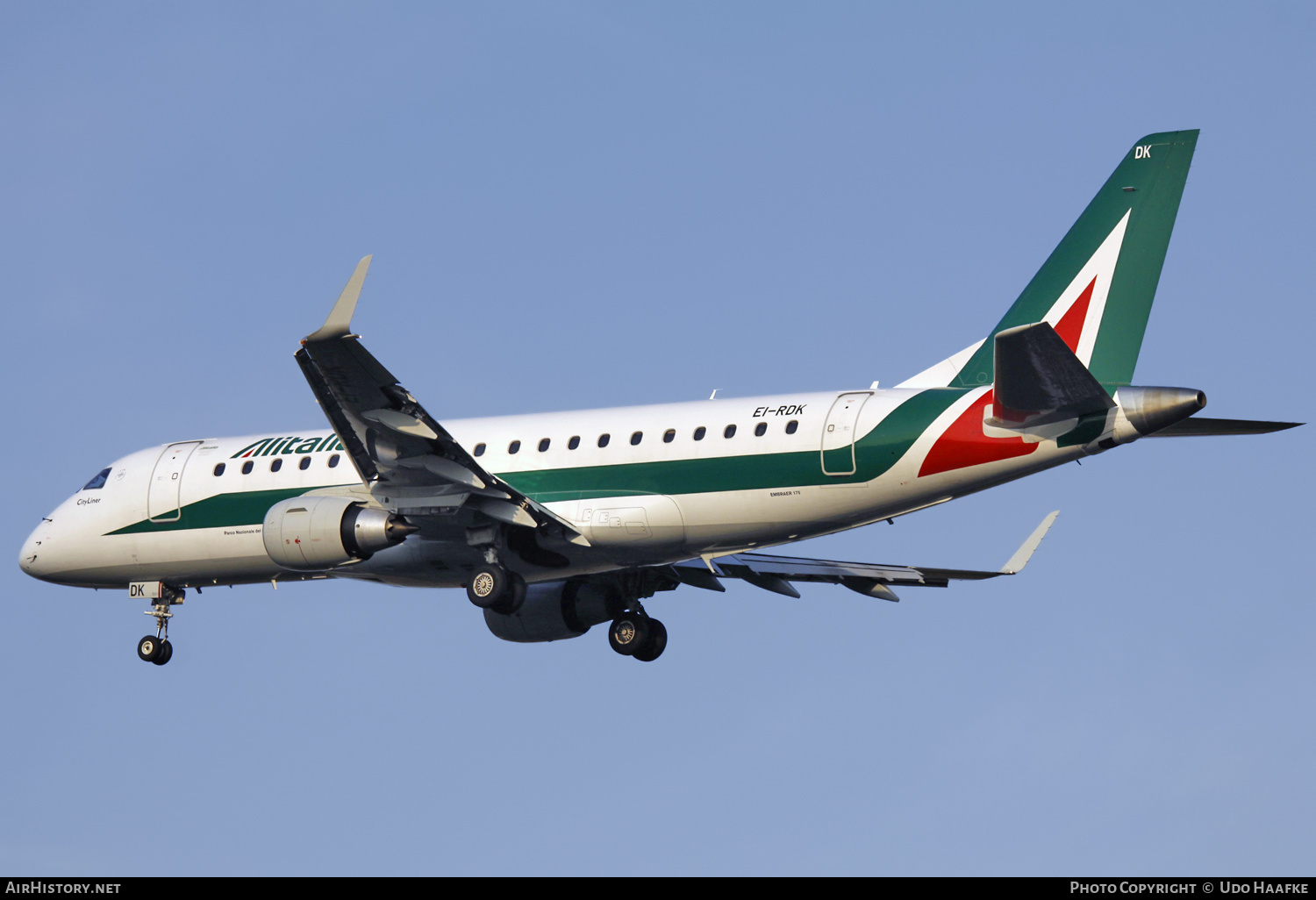 Aircraft Photo of EI-RDK | Embraer 175STD (ERJ-170-200STD) | Alitalia CityLiner | AirHistory.net #538520