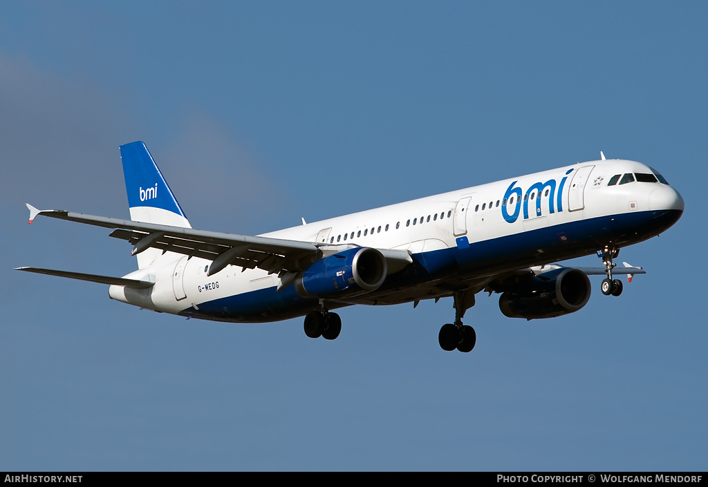 Aircraft Photo of G-MEDG | Airbus A321-231 | BMI - British Midland International | AirHistory.net #538642