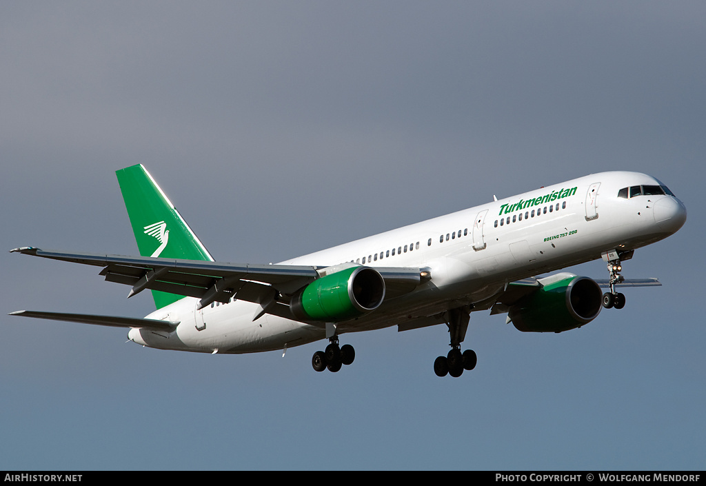 Aircraft Photo of EZ-A010 | Boeing 757-23A | Turkmenistan Airlines | AirHistory.net #538682
