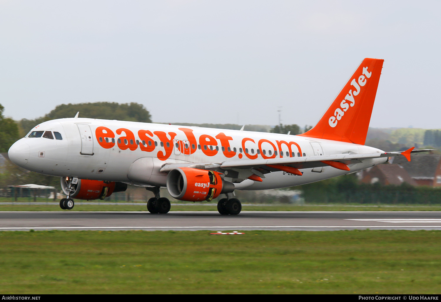 Aircraft Photo of G-EZIZ | Airbus A319-111 | EasyJet | AirHistory.net #538713