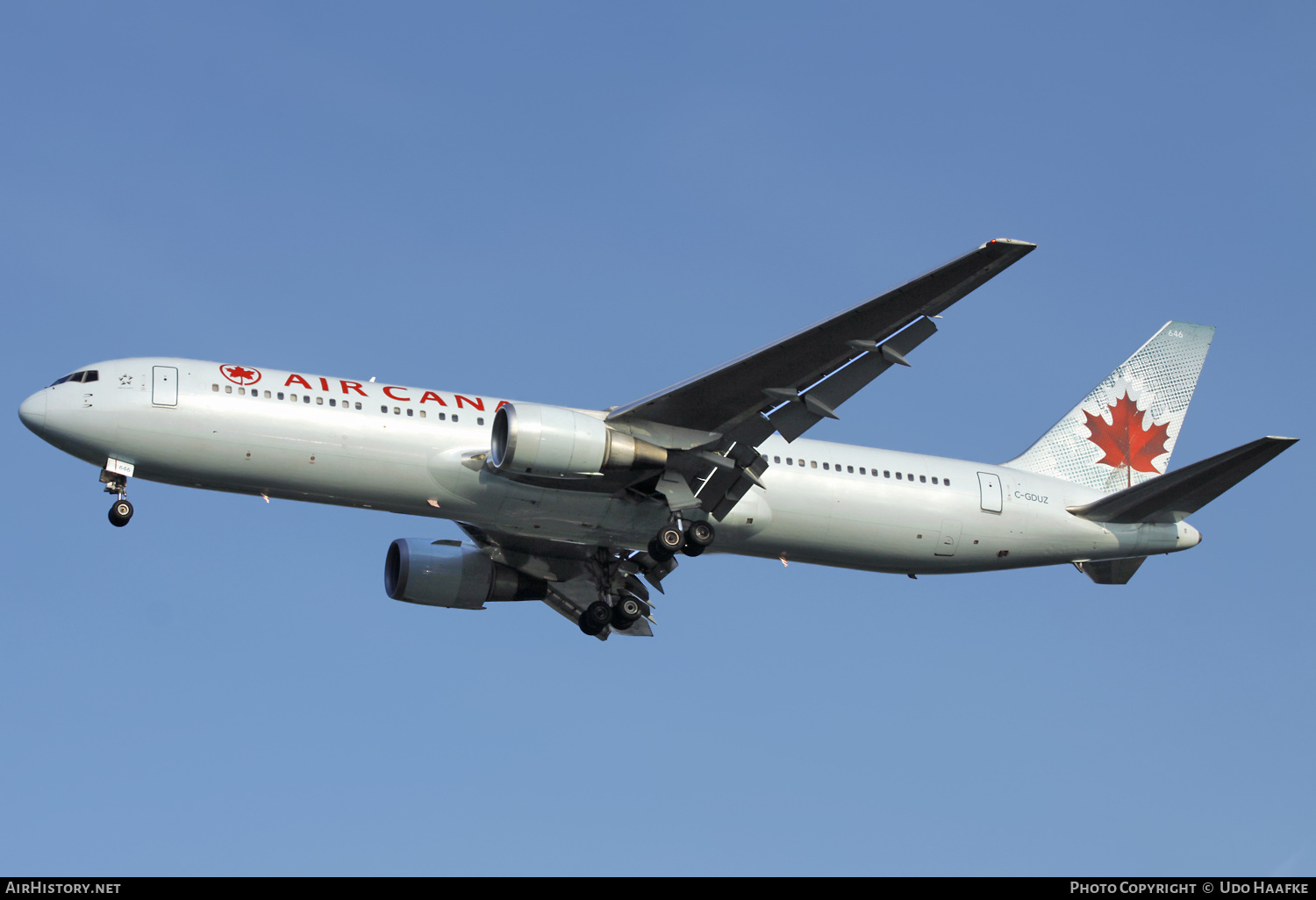 Aircraft Photo of C-GDUZ | Boeing 767-38E/ER | Air Canada | AirHistory.net #538722