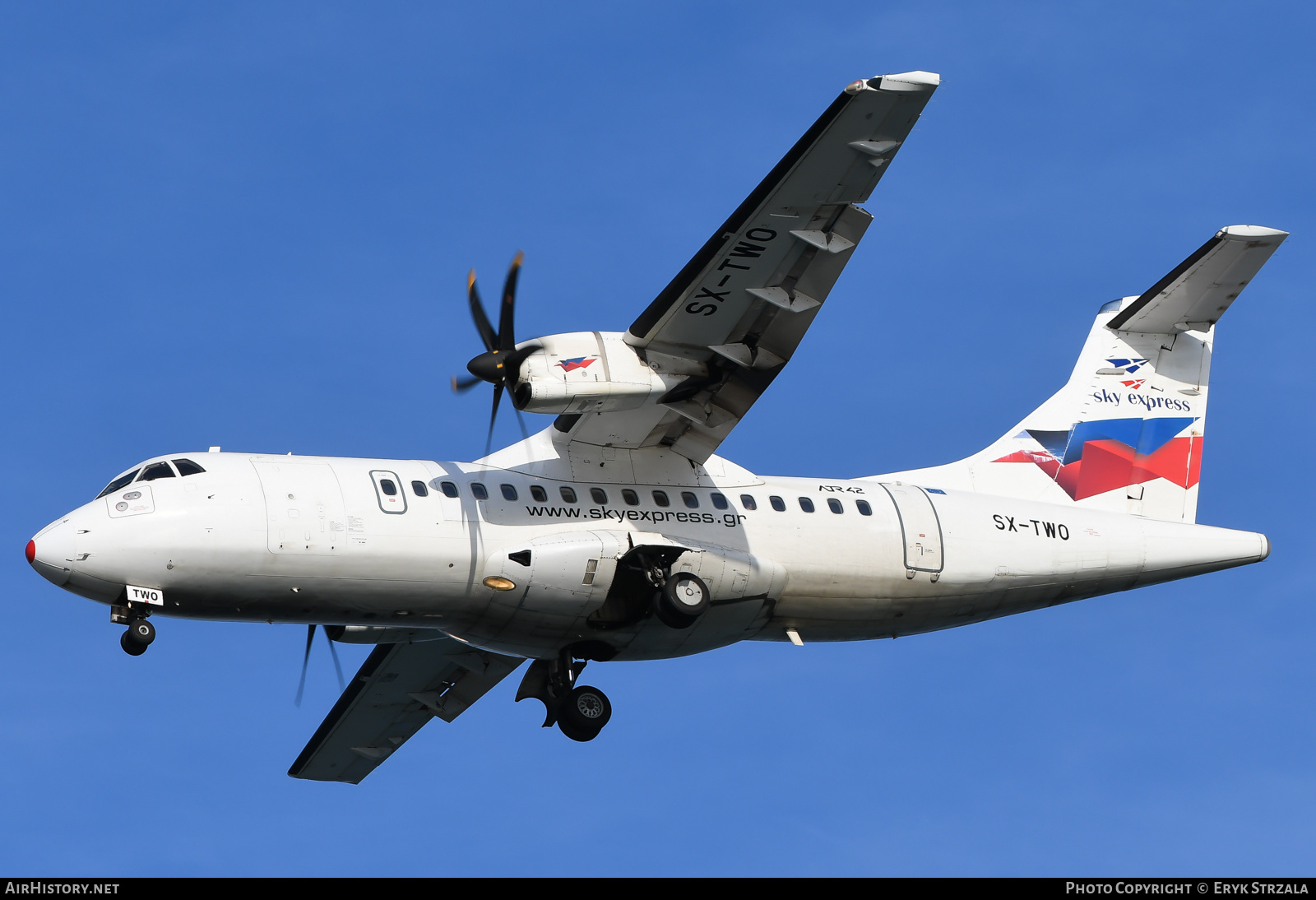 Aircraft Photo of SX-TWO | ATR ATR-42-500 | Sky Express | AirHistory.net #538737