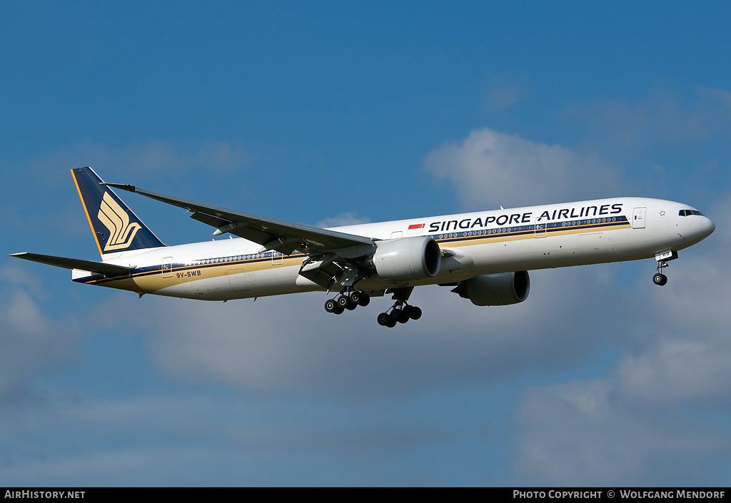 Aircraft Photo of 9V-SWB | Boeing 777-312/ER | Singapore Airlines | AirHistory.net #538839