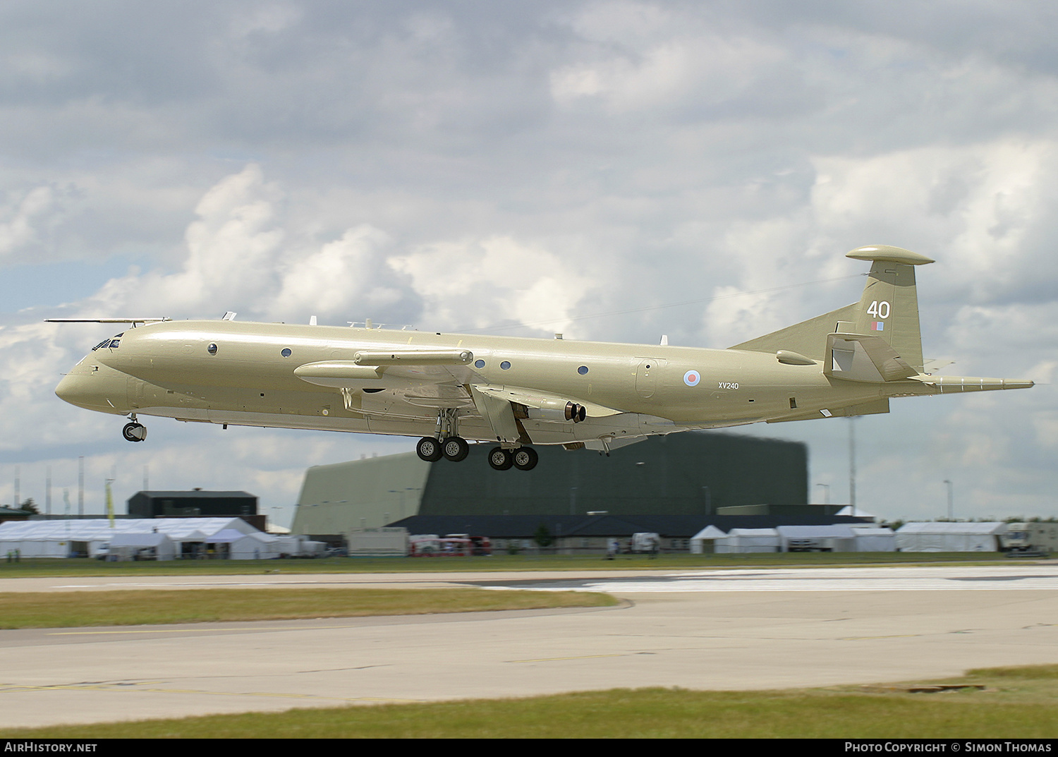 Aircraft Photo of XV240 | Hawker Siddeley HS-801 Nimrod MR.2P | UK - Air Force | AirHistory.net #538861