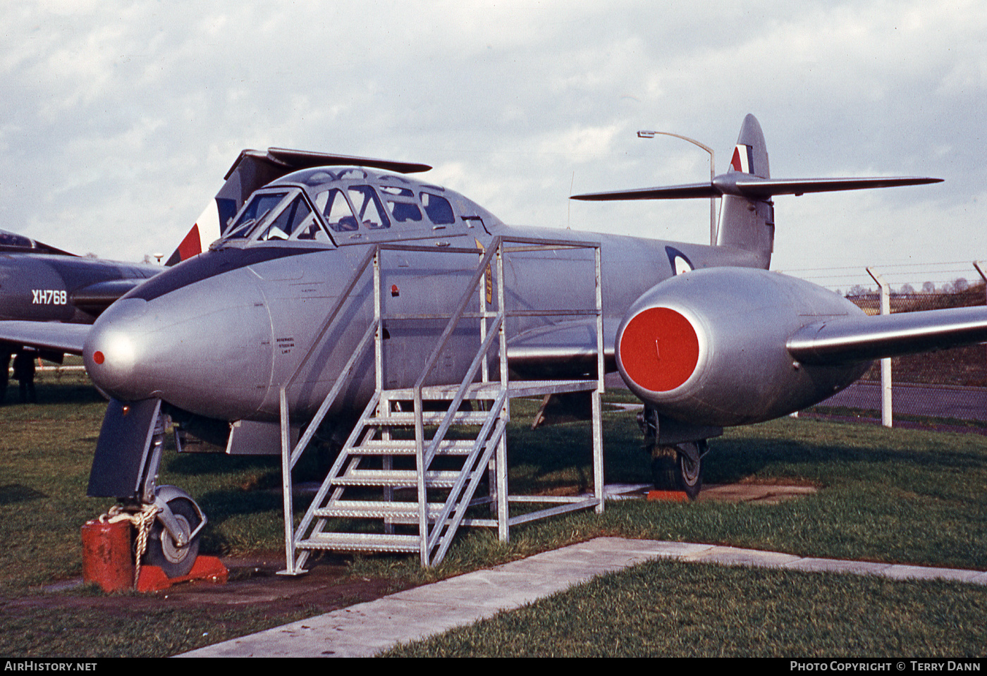 Aircraft Photo of VZ638 | Gloster Meteor T7 | UK - Air Force | AirHistory.net #539069