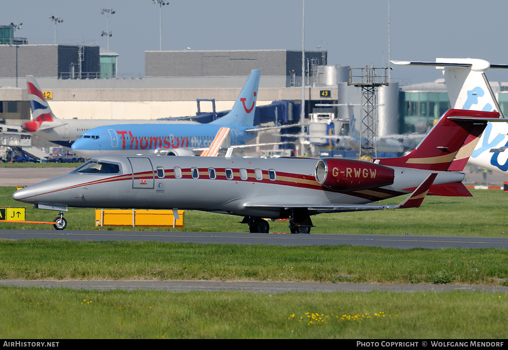 Aircraft Photo of G-RWGW | Learjet 45 | AirHistory.net #539163