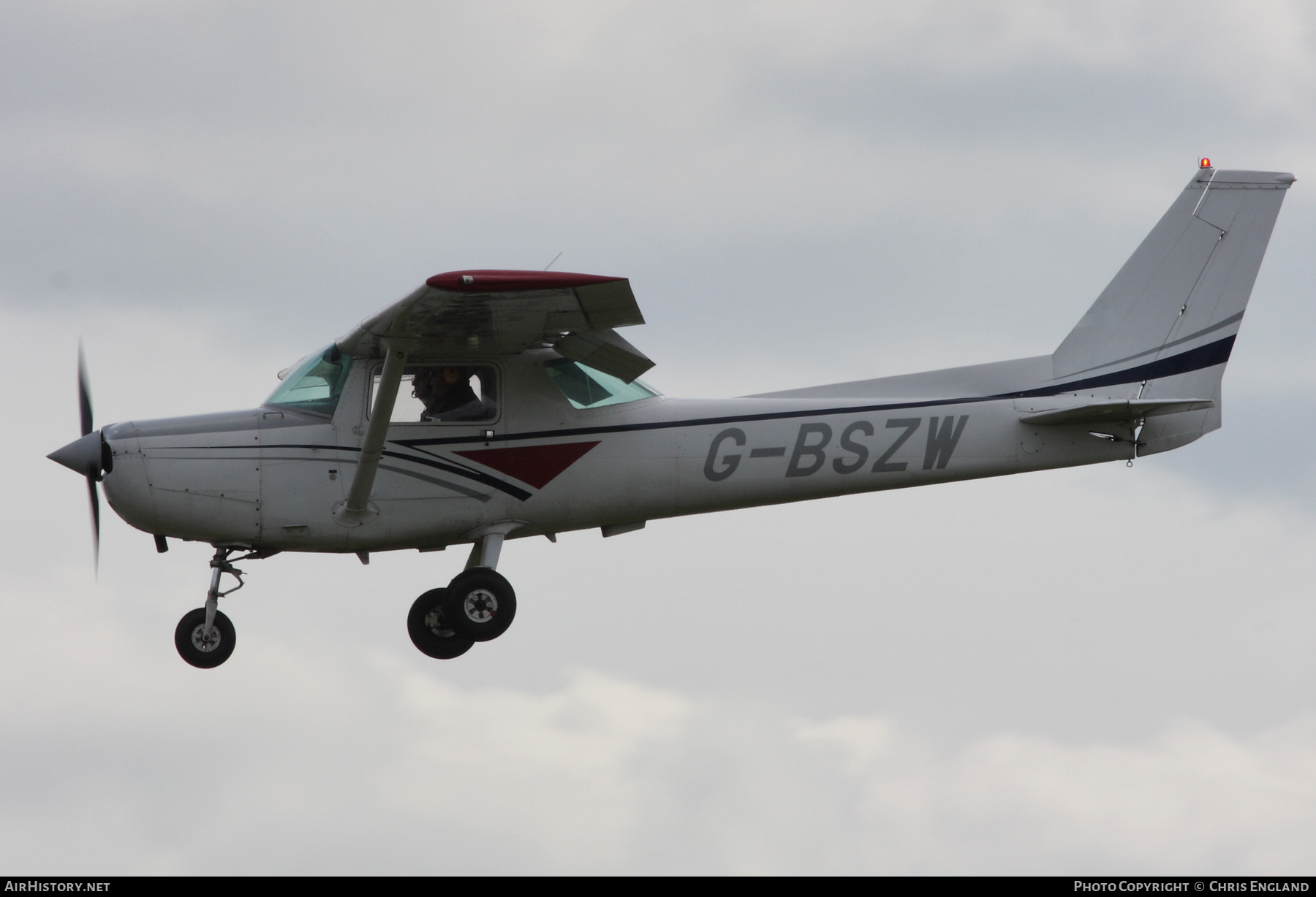 Aircraft Photo of G-BSZW | Cessna 152 | AirHistory.net #539191