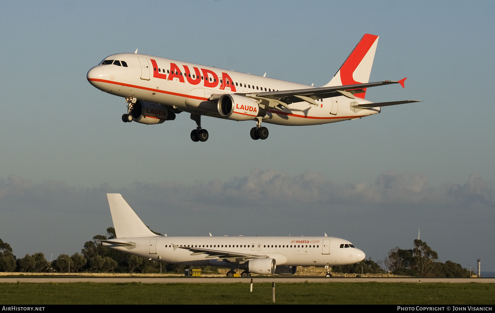 Aircraft Photo of 9H-LMI | Airbus A320-214 | Lauda Europe | AirHistory.net #539213
