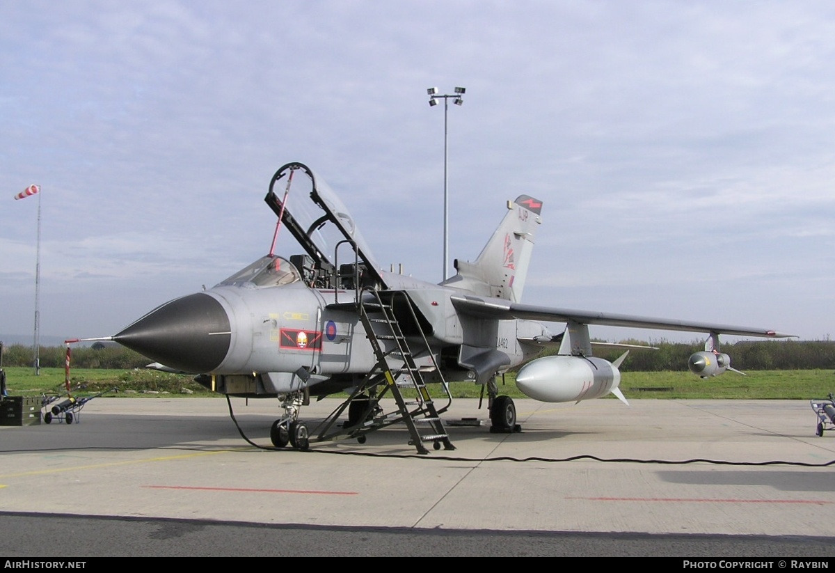 Aircraft Photo of ZA462 | Panavia Tornado GR4 | UK - Air Force | AirHistory.net #539253