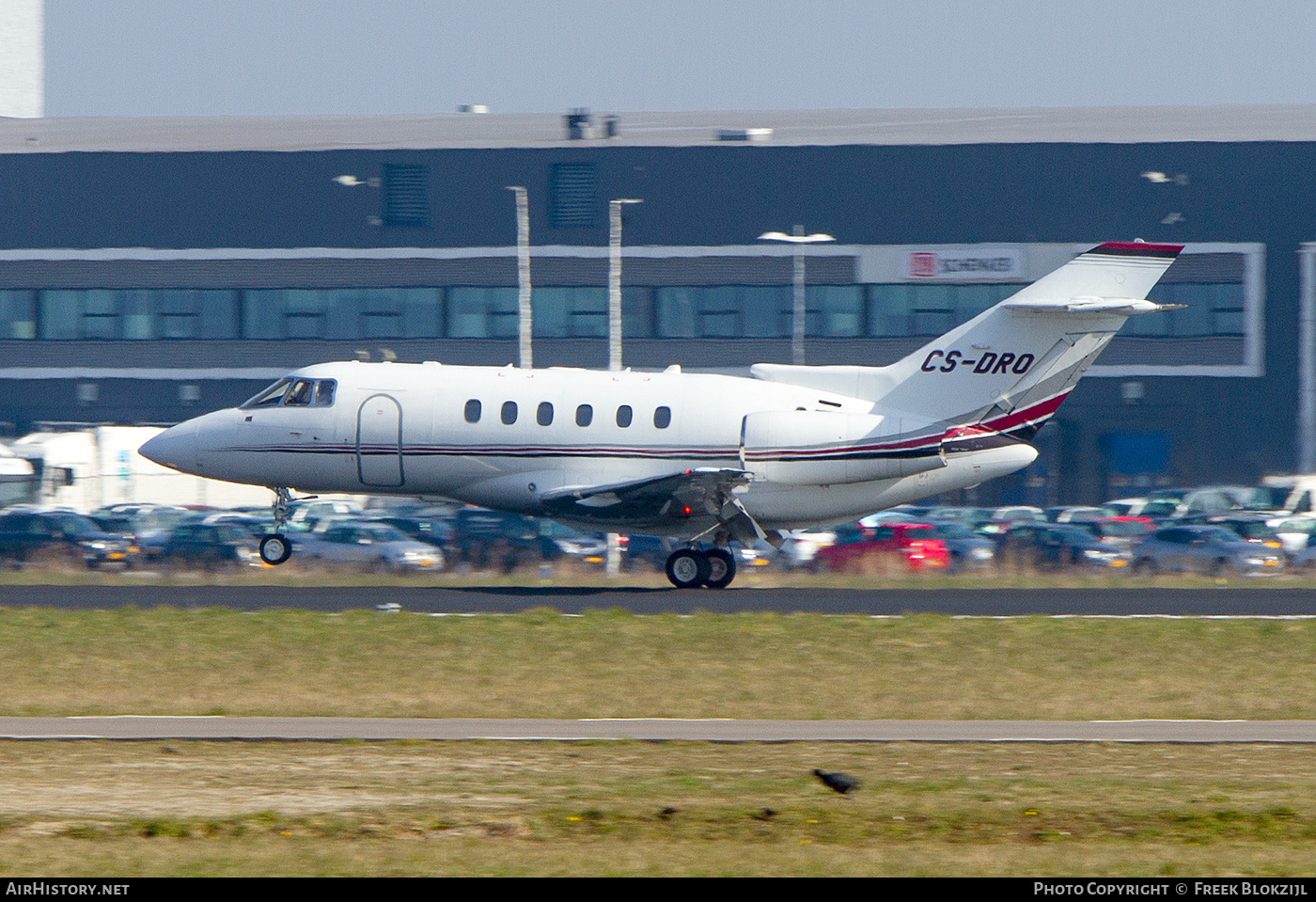 Aircraft Photo of CS-DRO | Raytheon Hawker 800XP | AirHistory.net #539297