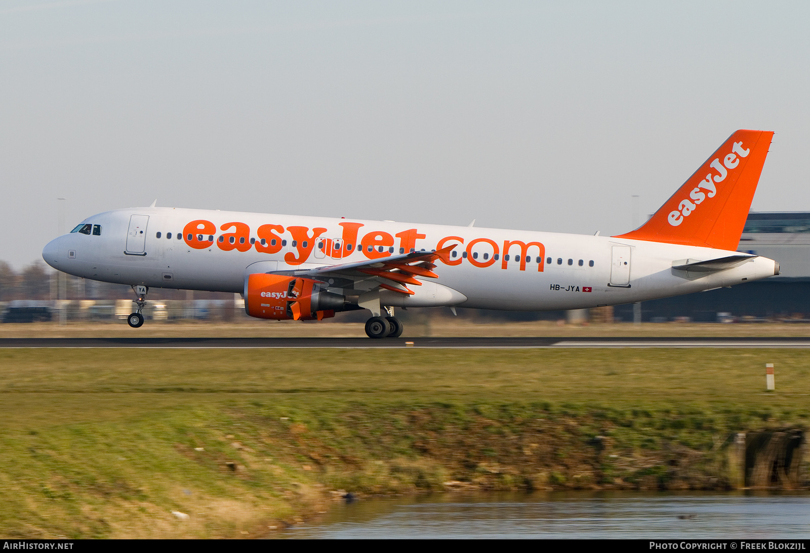 Aircraft Photo of HB-JYA | Airbus A320-214 | EasyJet | AirHistory.net #539313