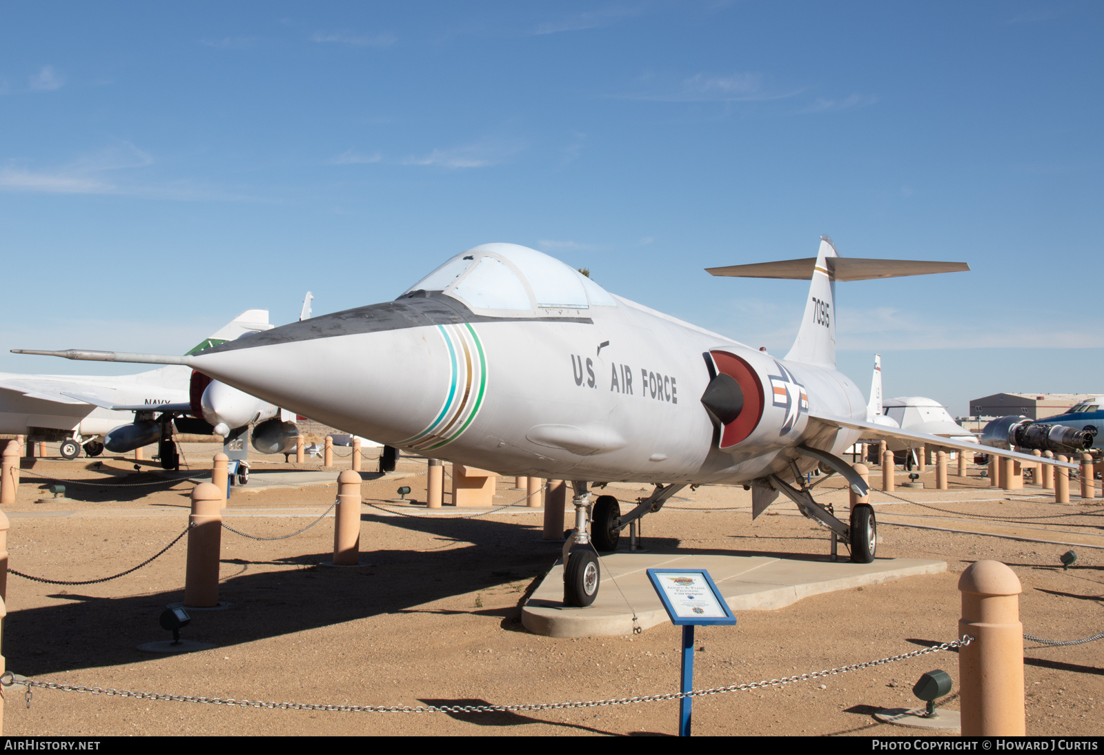 Aircraft Photo of 57-915 / 70915 | Lockheed F-104C Starfighter | USA - Air Force | AirHistory.net #539330