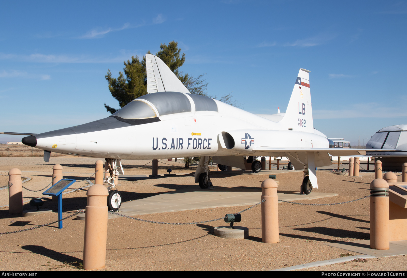 Aircraft Photo of 63-8182 / AF63-182 | Northrop T-38A Talon | USA - Air Force | AirHistory.net #539335