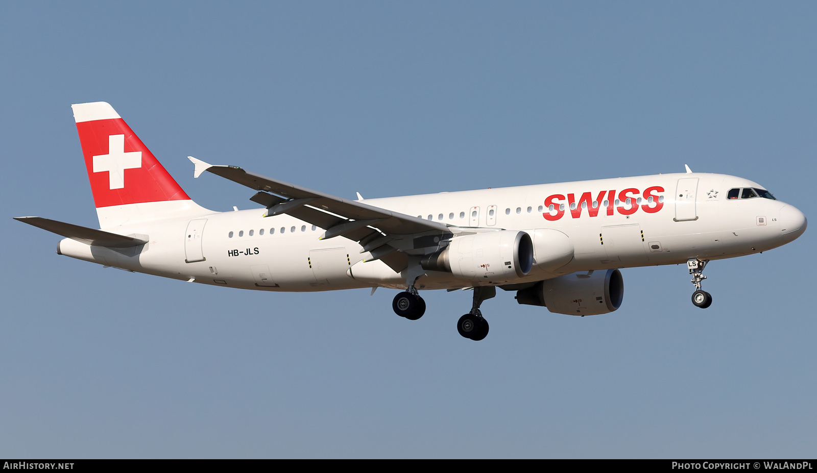 Aircraft Photo of HB-JLS | Airbus A320-214 | Swiss International Air Lines | AirHistory.net #539404