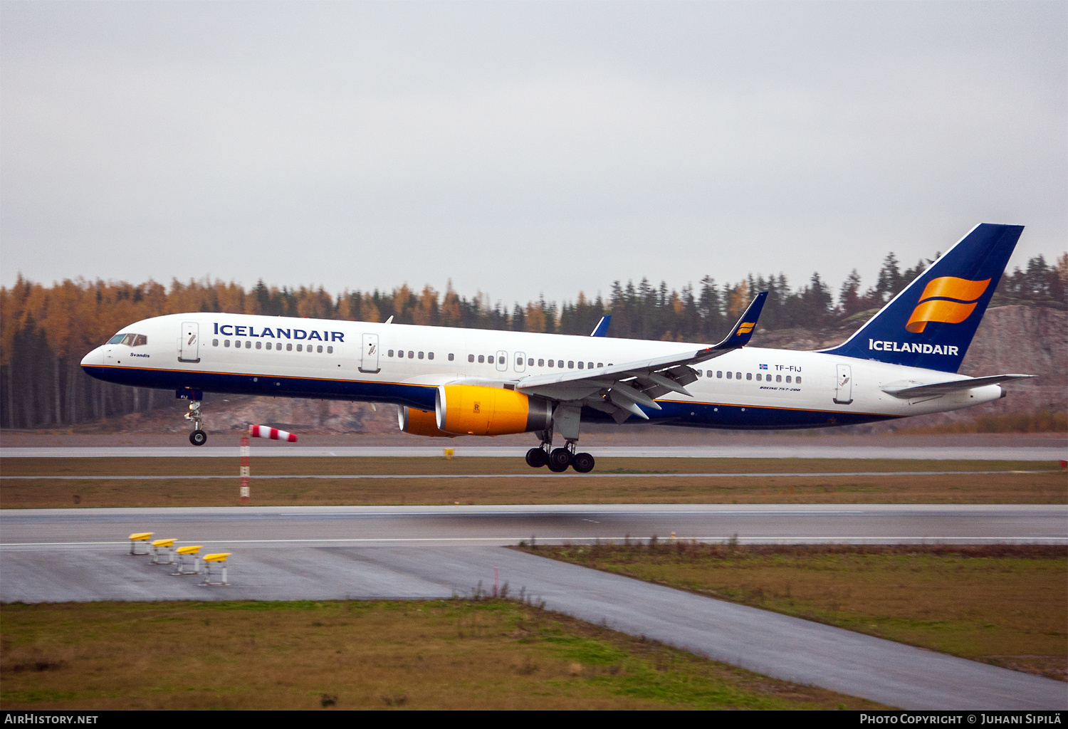 Aircraft Photo of TF-FIJ | Boeing 757-208 | Icelandair | AirHistory.net #539417