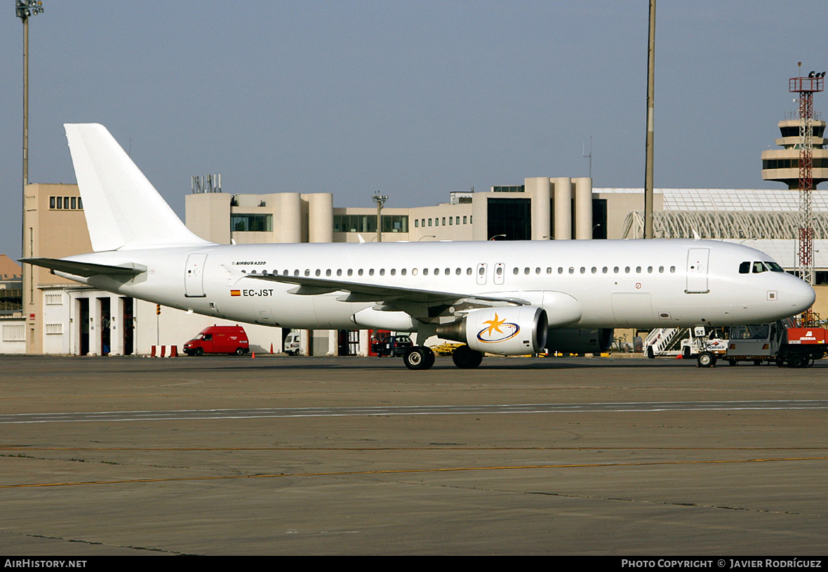 Aircraft Photo of EC-JST | Airbus A320-214 | AirHistory.net #539456