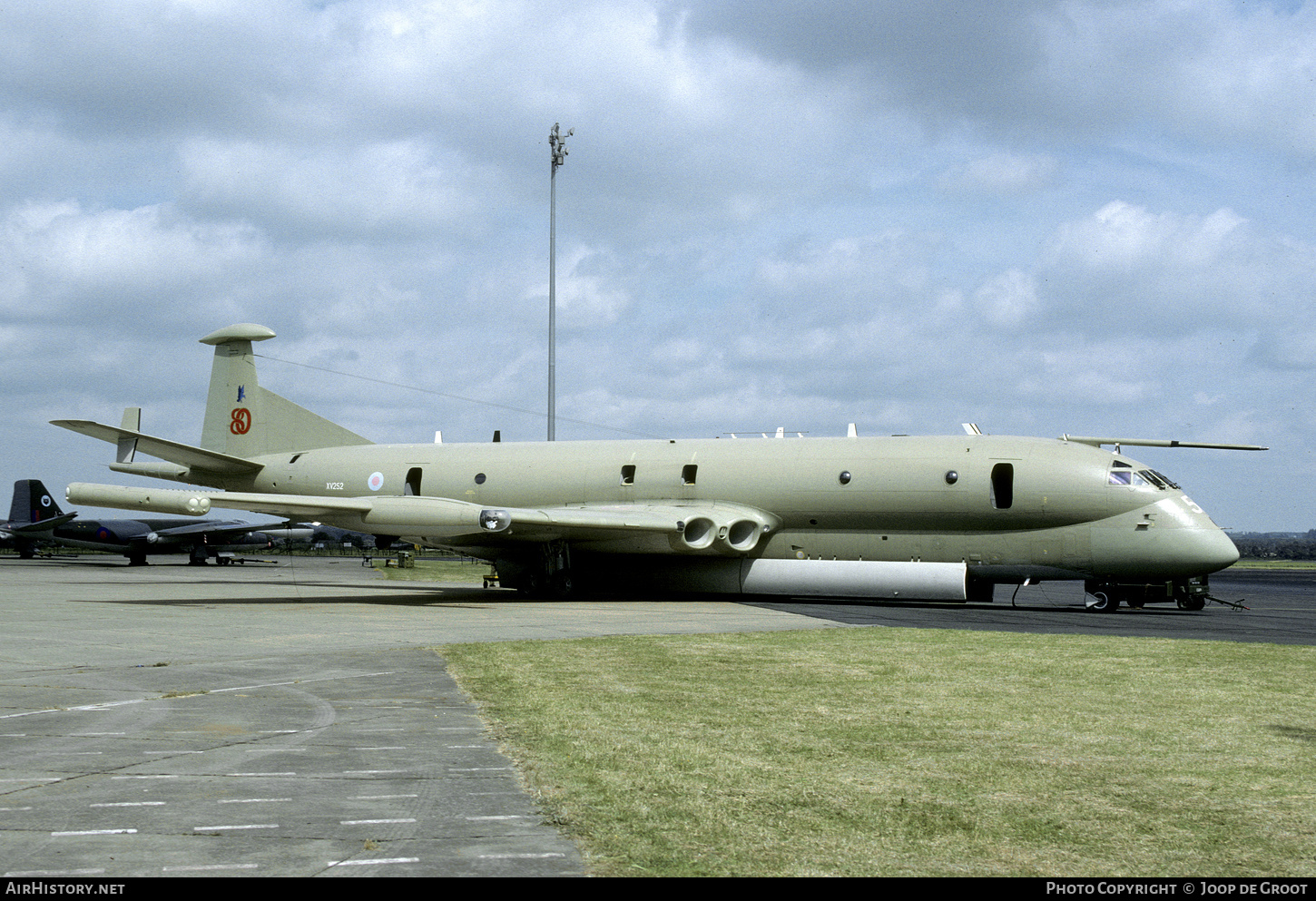Aircraft Photo of XV252 | Hawker Siddeley HS-801 Nimrod MR.2P | UK - Air Force | AirHistory.net #539468