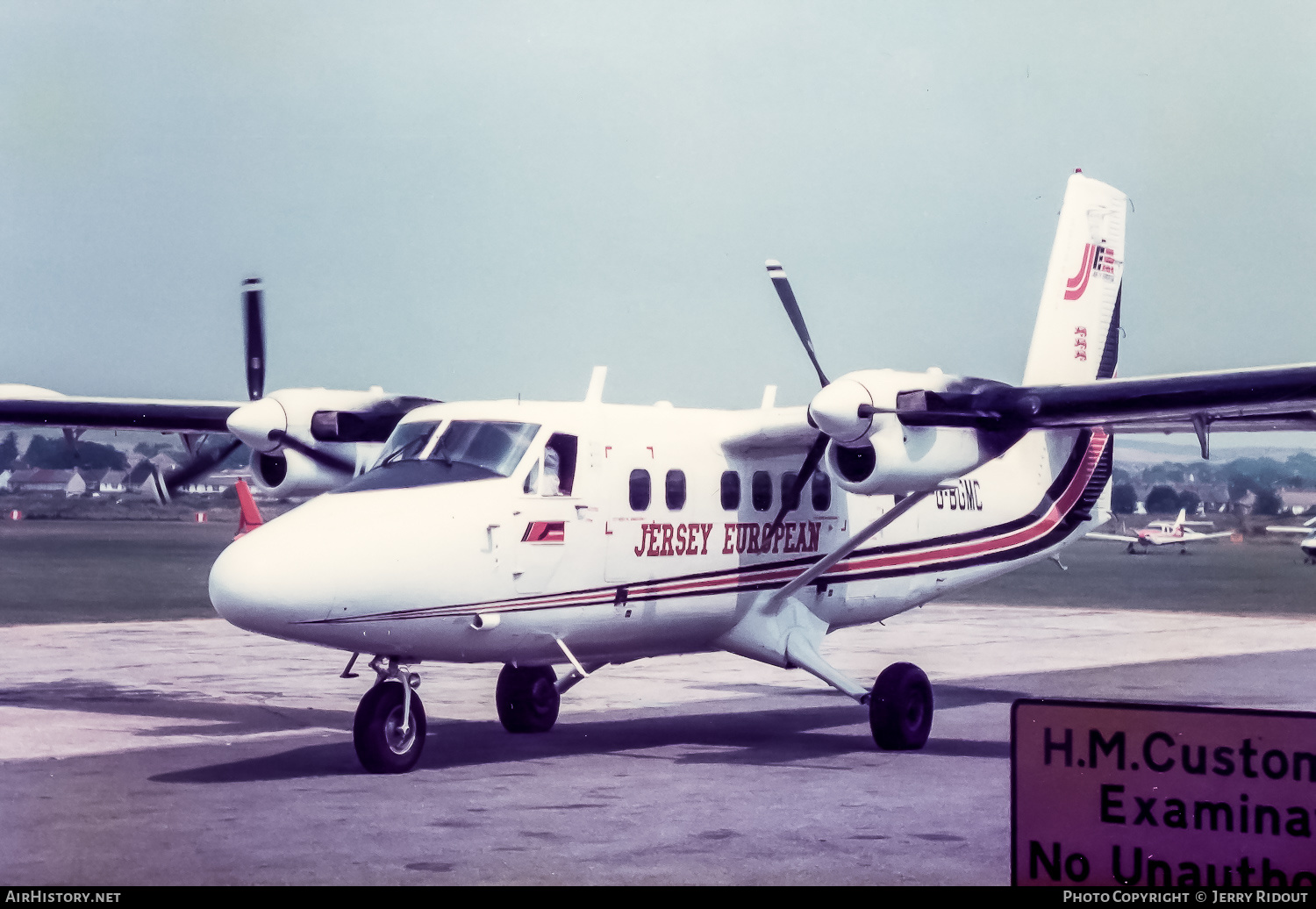 Aircraft Photo of G-BGMC / G.JEAC | De Havilland Canada DHC-6-310 Twin Otter | Jersey European Airways | AirHistory.net #539486