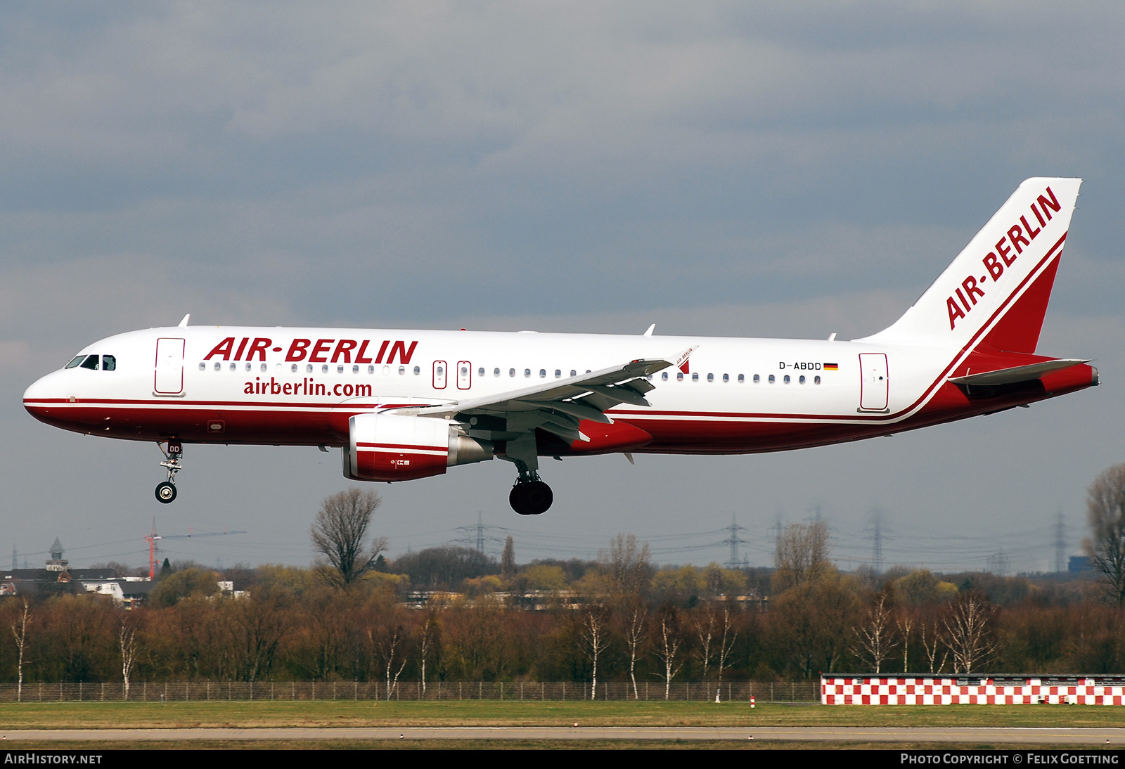 Aircraft Photo of D-ABDD | Airbus A320-214 | Air Berlin | AirHistory.net #539591