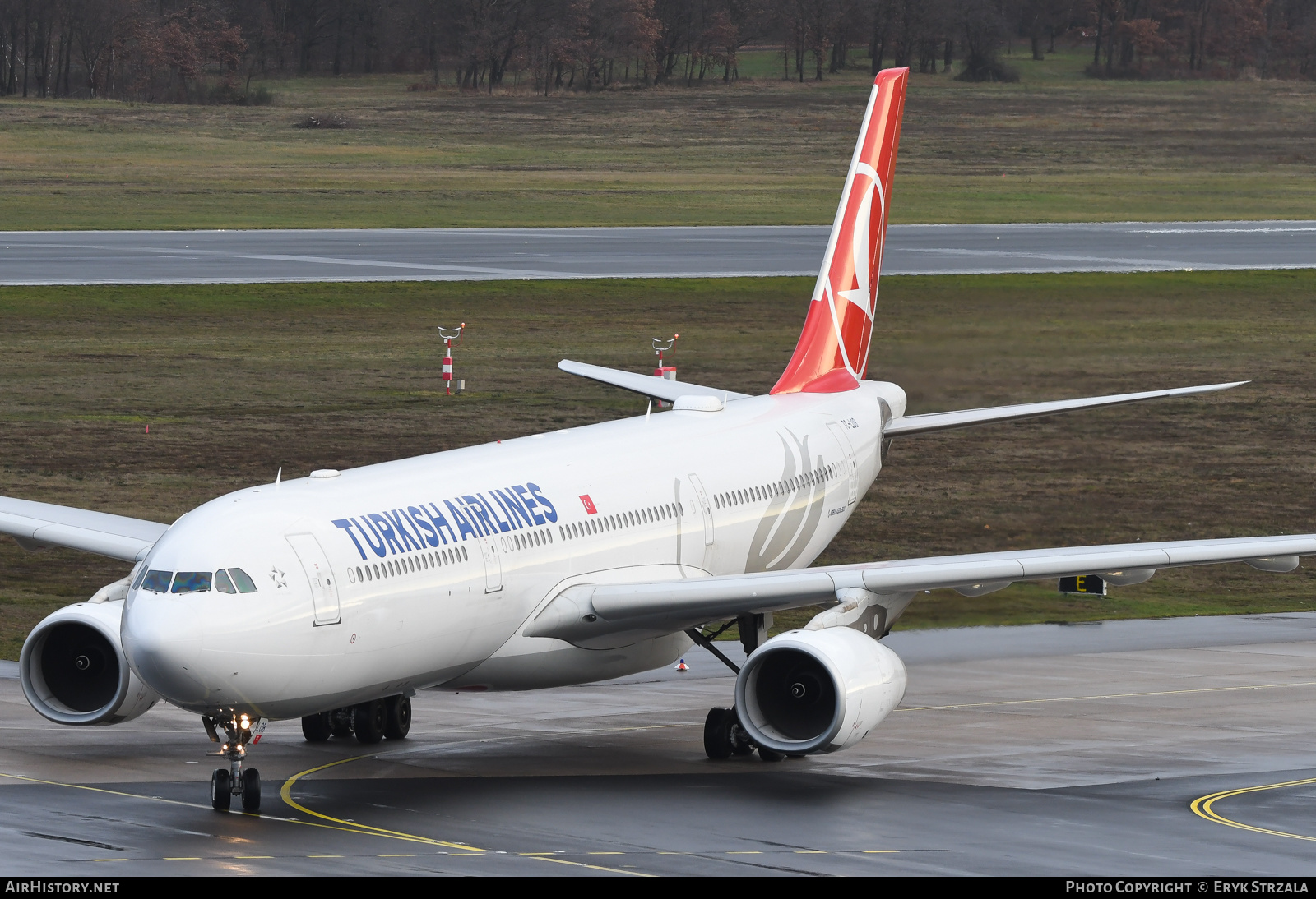 Aircraft Photo of TC-LOB | Airbus A330-343E | Turkish Airlines | AirHistory.net #539606