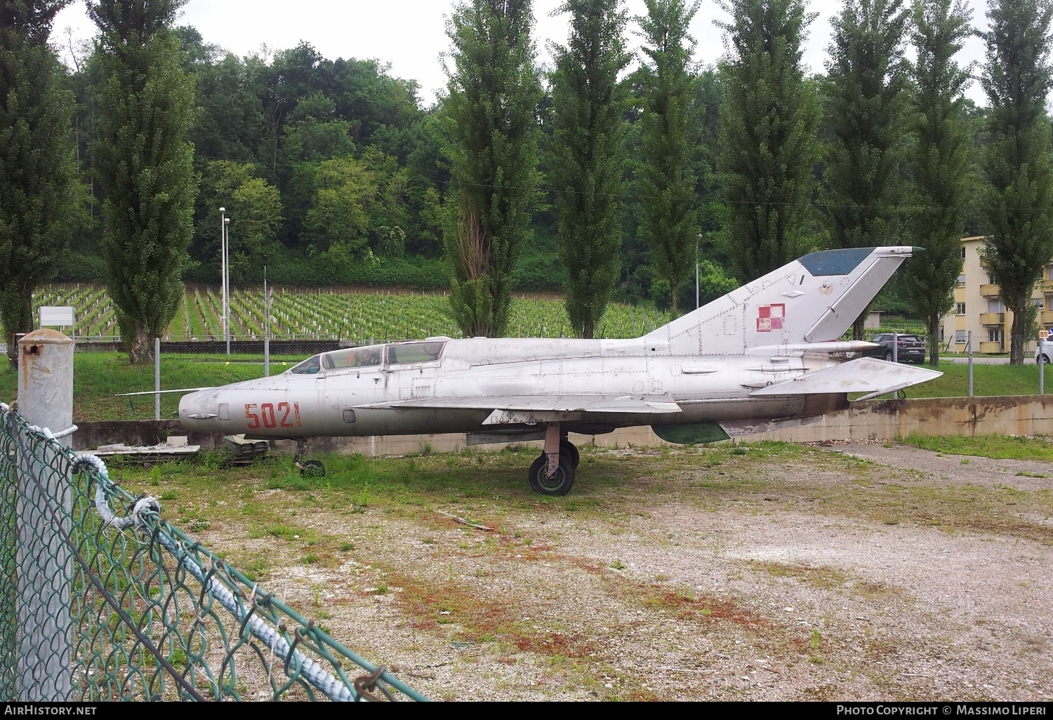 Aircraft Photo of 5021 | Mikoyan-Gurevich MiG-21UM | Poland - Air Force | AirHistory.net #539654