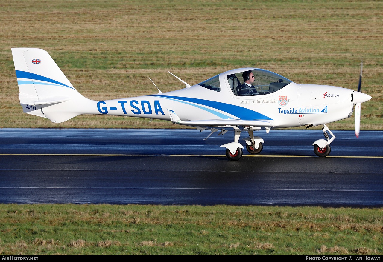 Aircraft Photo of G-TSDA | Aquila AT01-100A A211 | Tayside Aviation | AirHistory.net #539701