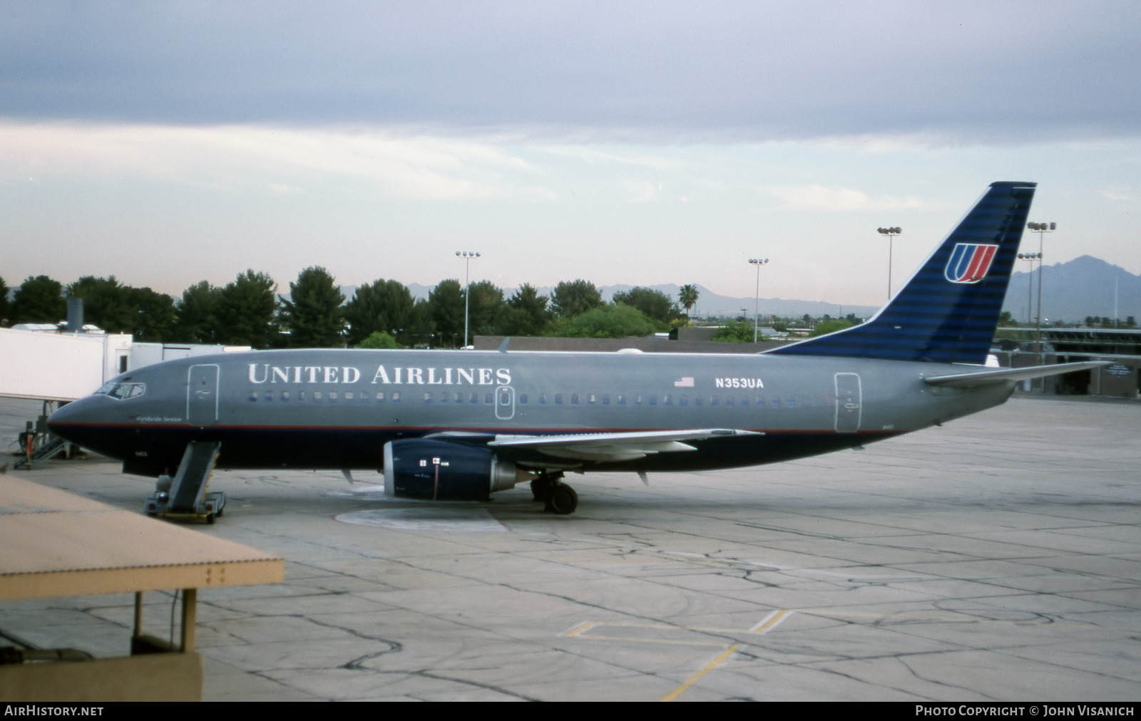 Aircraft Photo of N353UA | Boeing 737-322 | United Airlines | AirHistory.net #540102