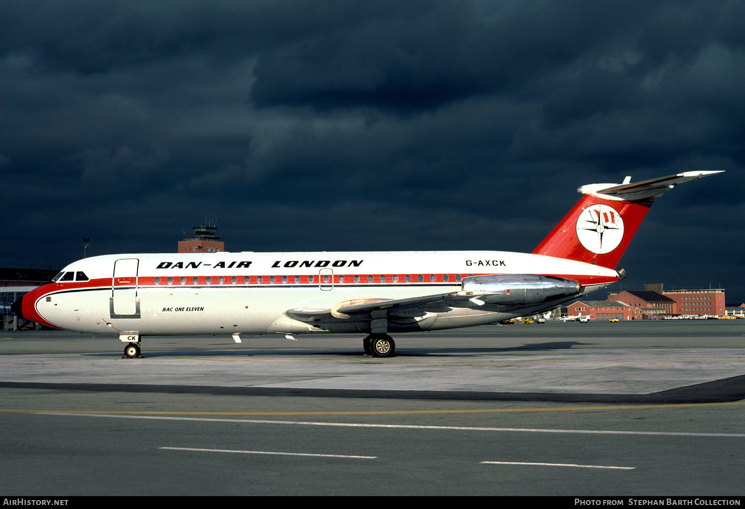 Aircraft Photo of G-AXCK | BAC 111-401AK One-Eleven | Dan-Air London | AirHistory.net #540240