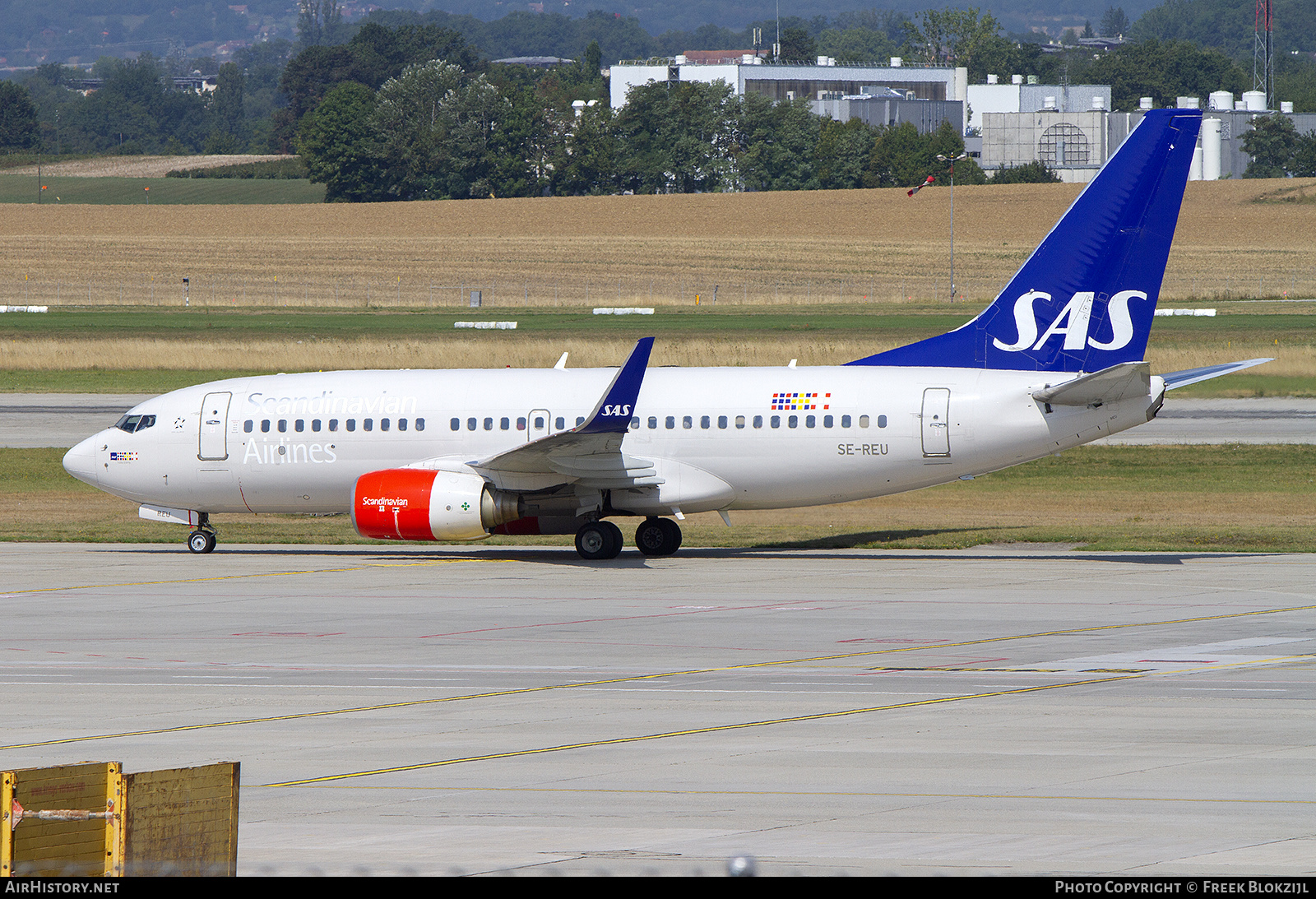 Aircraft Photo of SE-REU | Boeing 737-76N | Scandinavian Airlines - SAS | AirHistory.net #540256