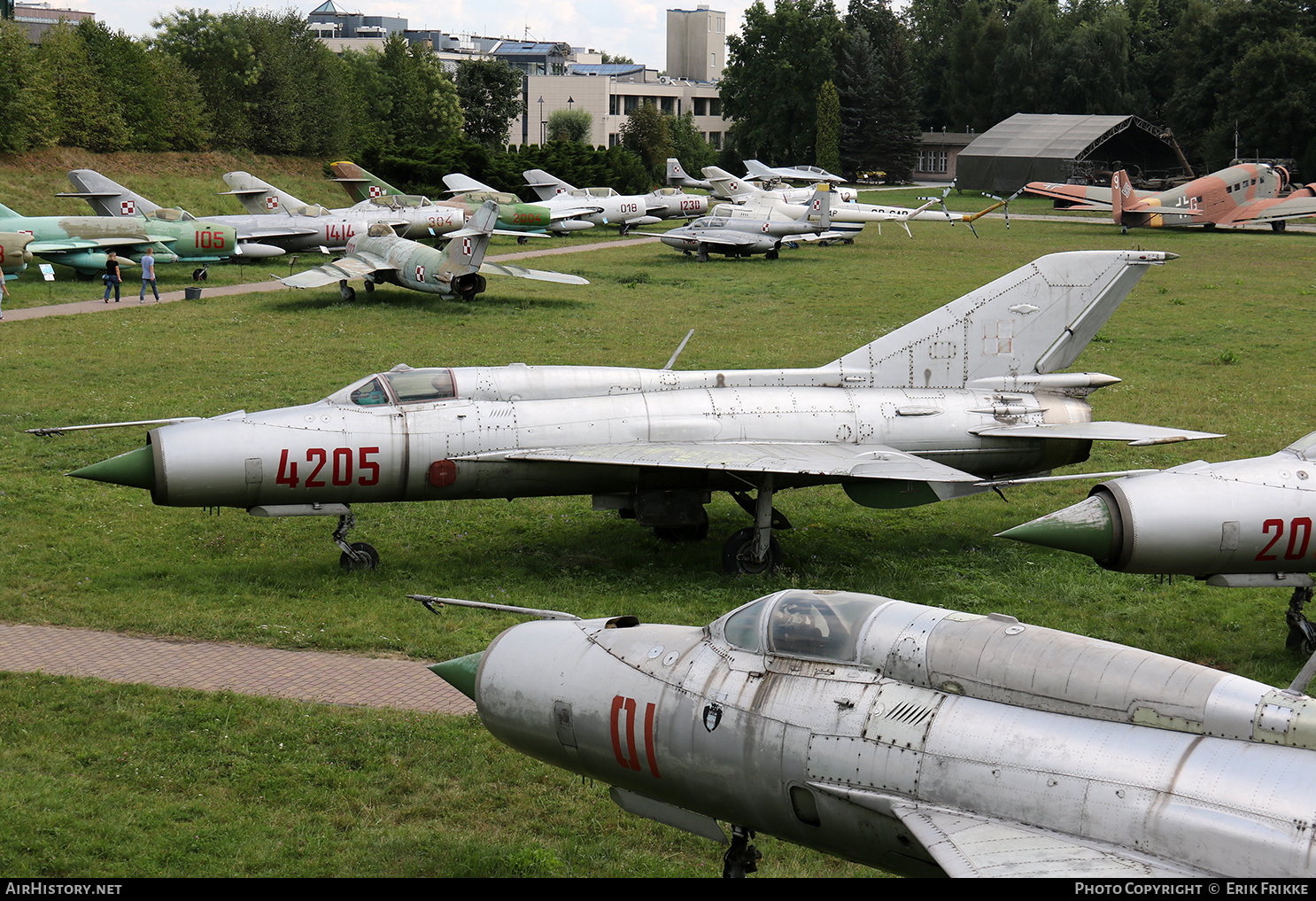 Aircraft Photo of 4205 | Mikoyan-Gurevich MiG-21PFM | Poland - Air Force | AirHistory.net #540304