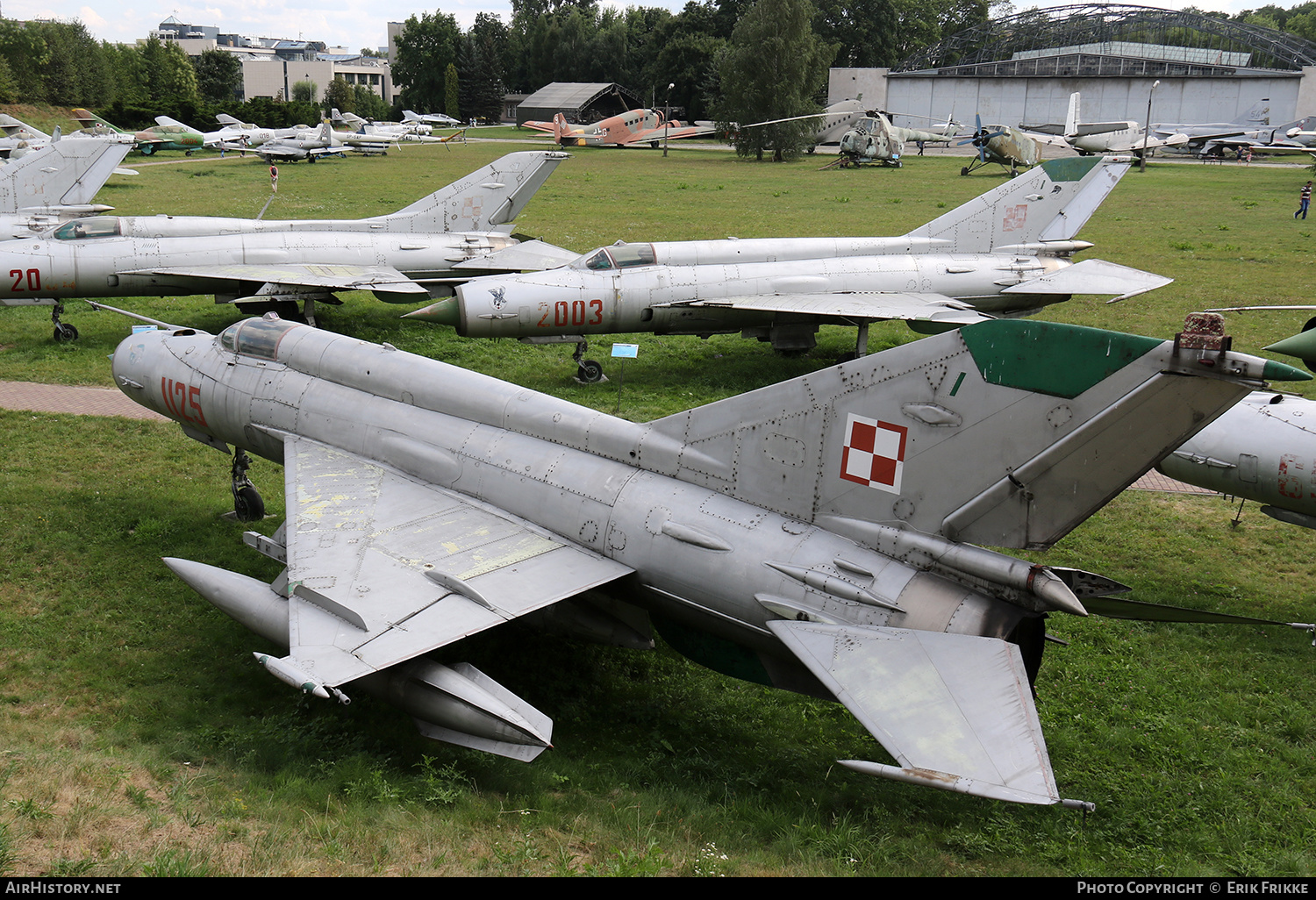 Aircraft Photo of 1125 | Mikoyan-Gurevich MiG-21R | Poland - Air Force | AirHistory.net #540313