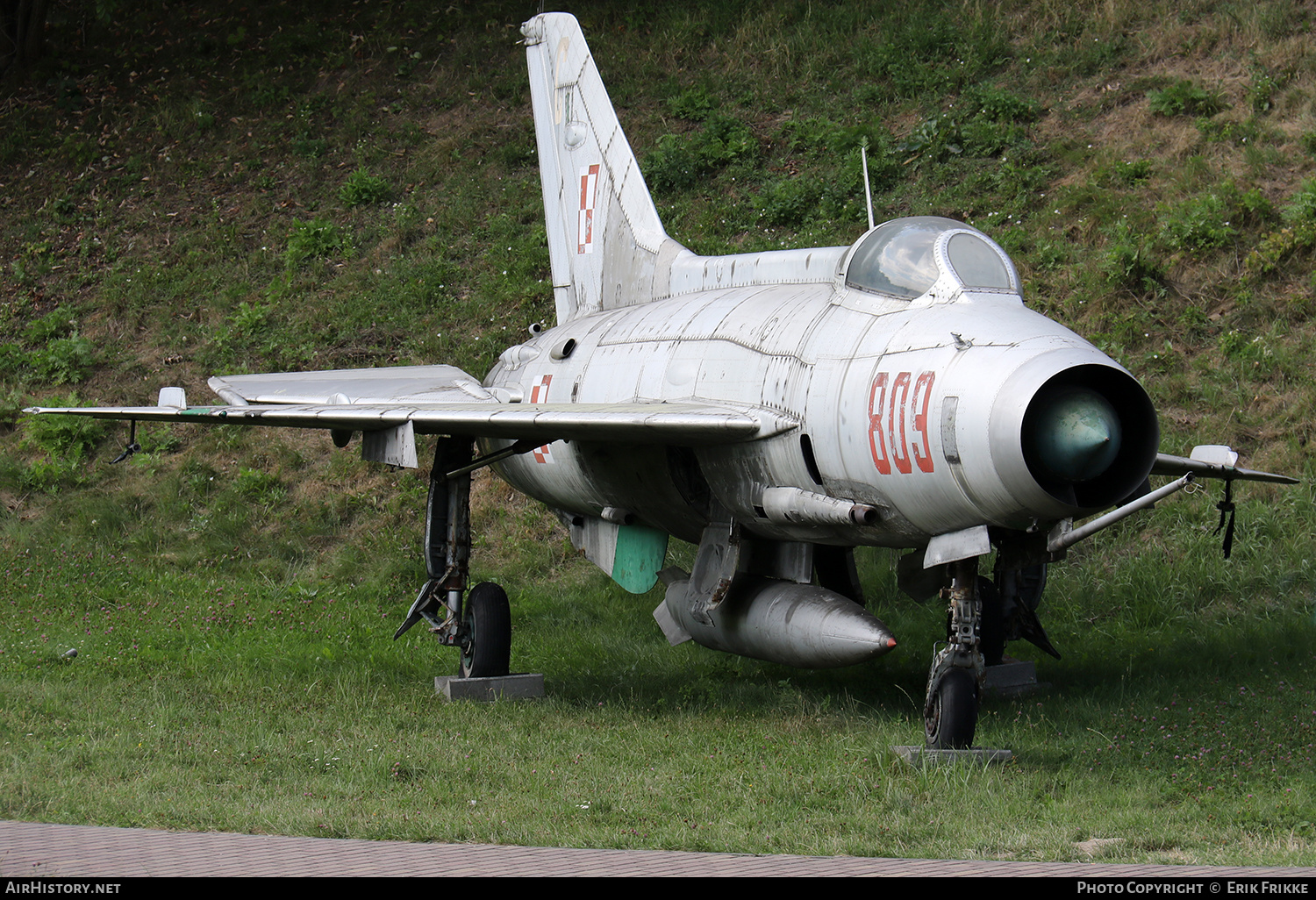 Aircraft Photo of 809 | Mikoyan-Gurevich MiG-21F-13 | Poland - Air Force | AirHistory.net #540332