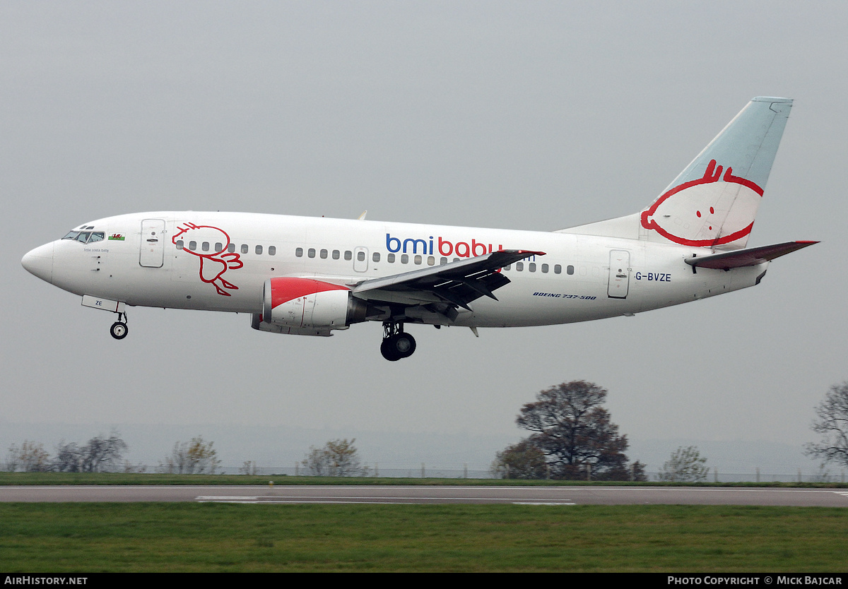 Aircraft Photo of G-BVZE | Boeing 737-59D | Bmibaby | AirHistory.net #540387