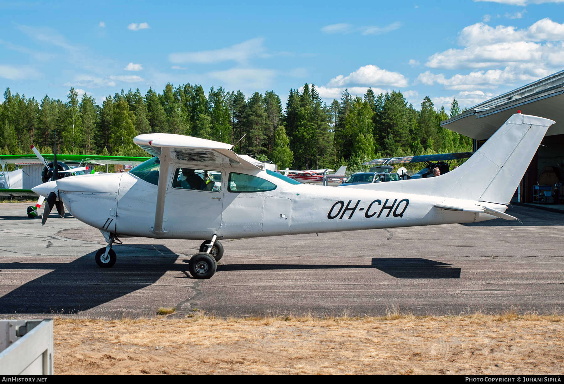 Aircraft Photo of OH-CHQ | Reims F182P Skylane | AirHistory.net #540478