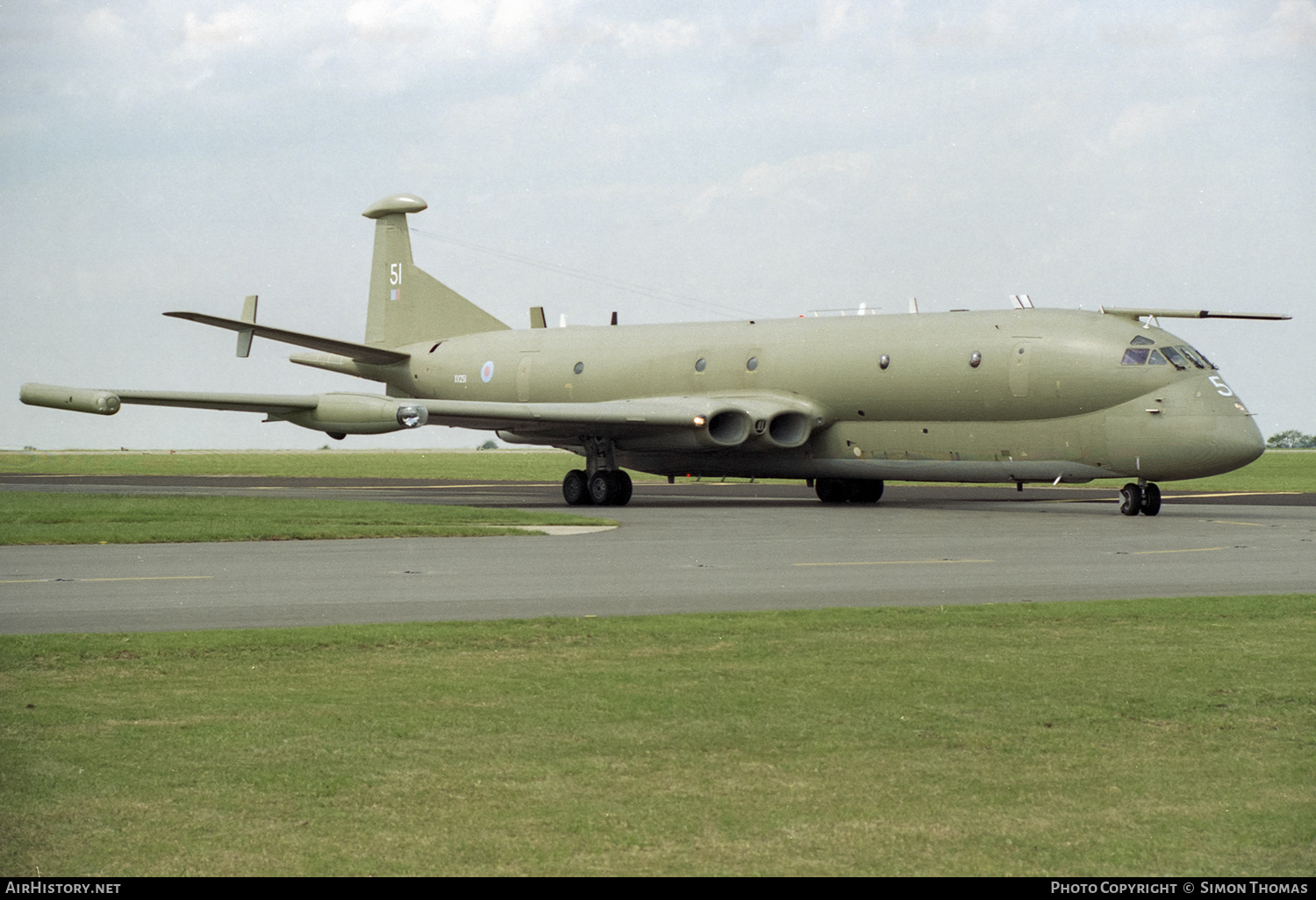 Aircraft Photo of XV251 | Hawker Siddeley Nimrod MR2 | UK - Air Force | AirHistory.net #540540