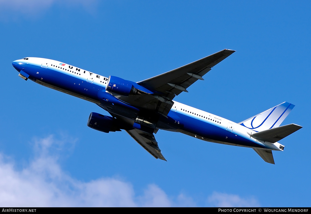 Aircraft Photo of N785UA | Boeing 777-222/ER | United Airlines | AirHistory.net #540627