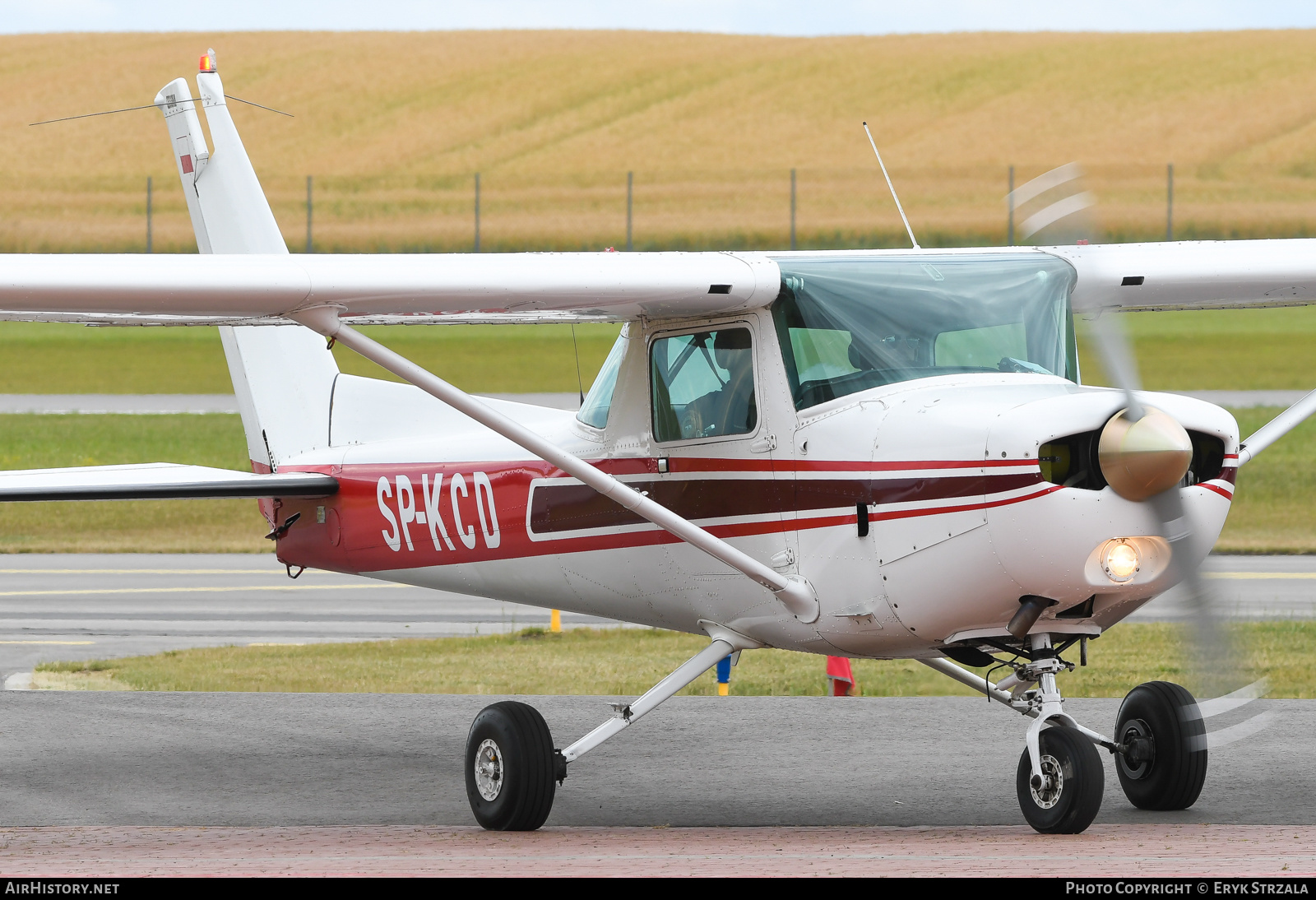 Aircraft Photo of SP-KCD | Cessna 152 | AirHistory.net #540655