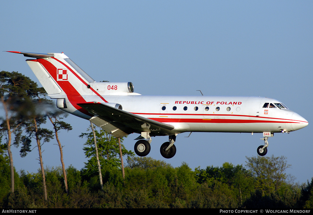 Aircraft Photo of 048 | Yakovlev Yak-40 | Poland - Air Force | AirHistory.net #540877