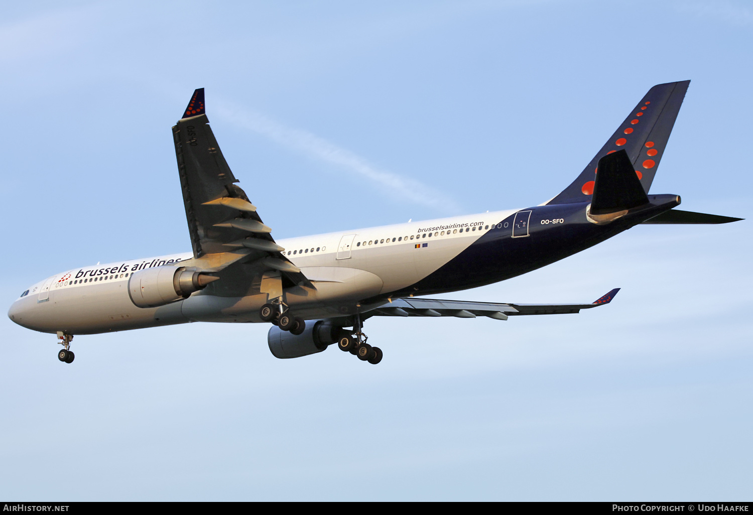 Aircraft Photo of OO-SFO | Airbus A330-301 | Brussels Airlines | AirHistory.net #540924