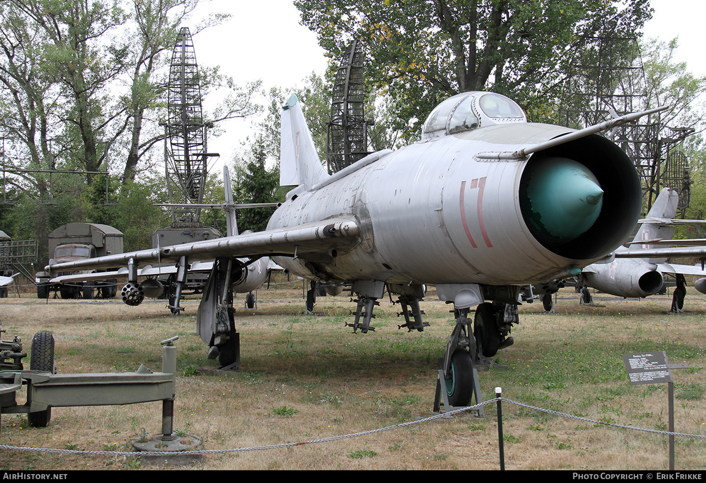 Aircraft Photo of 17 | Sukhoi Su-7BKL | Poland - Air Force | AirHistory.net #540946